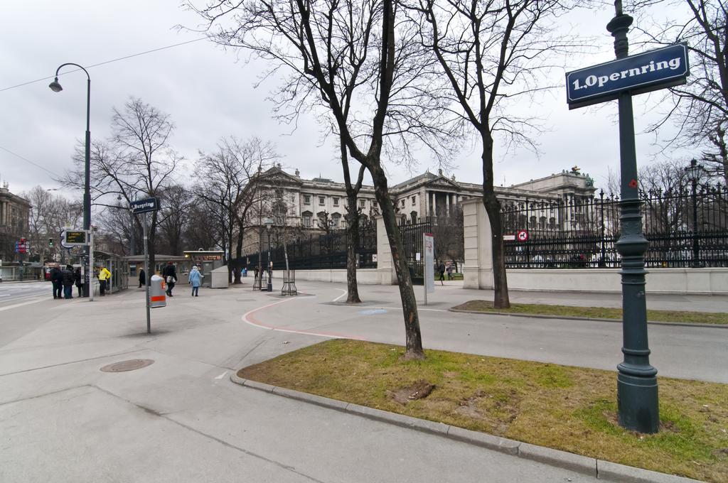 Heymi Opernring
