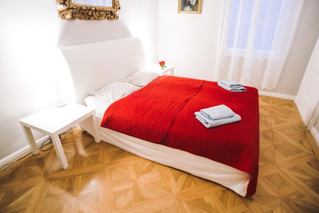 Living Center Apartamento *