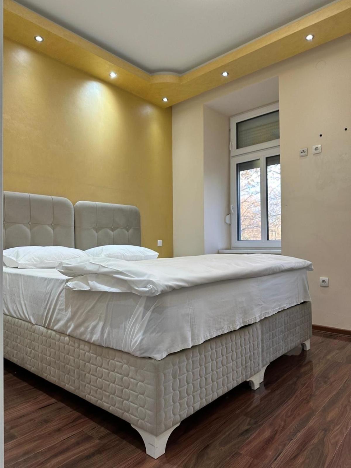 Schoenbrunn Deluxe Maisonette Vienna