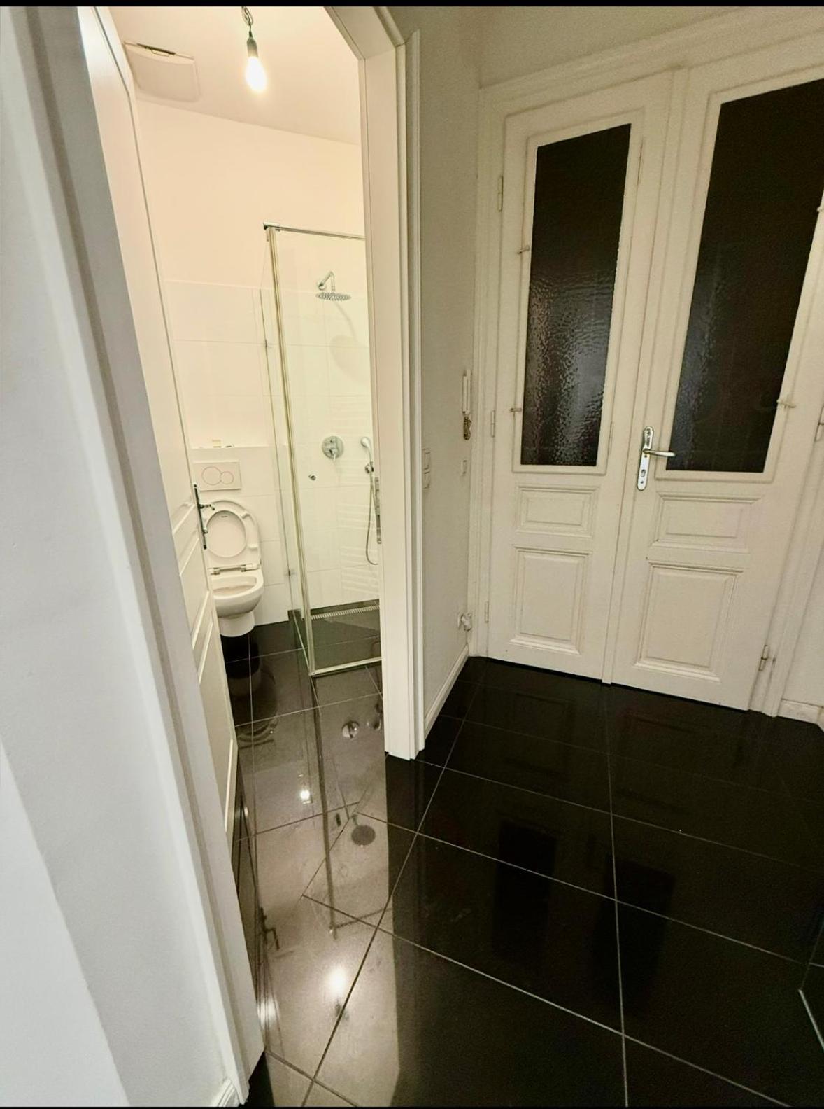 Contactless Check In Apartamento *