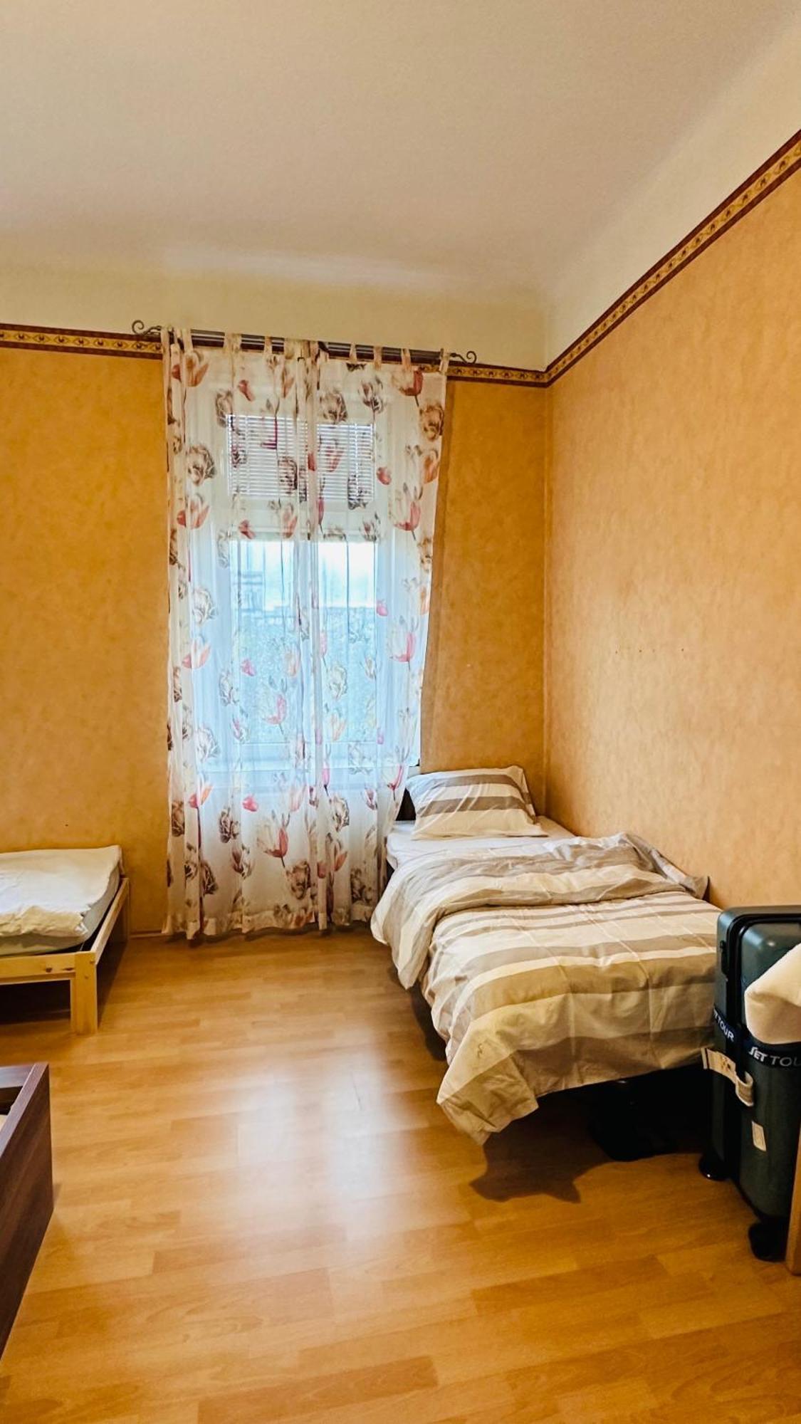 Hostel Meqren *