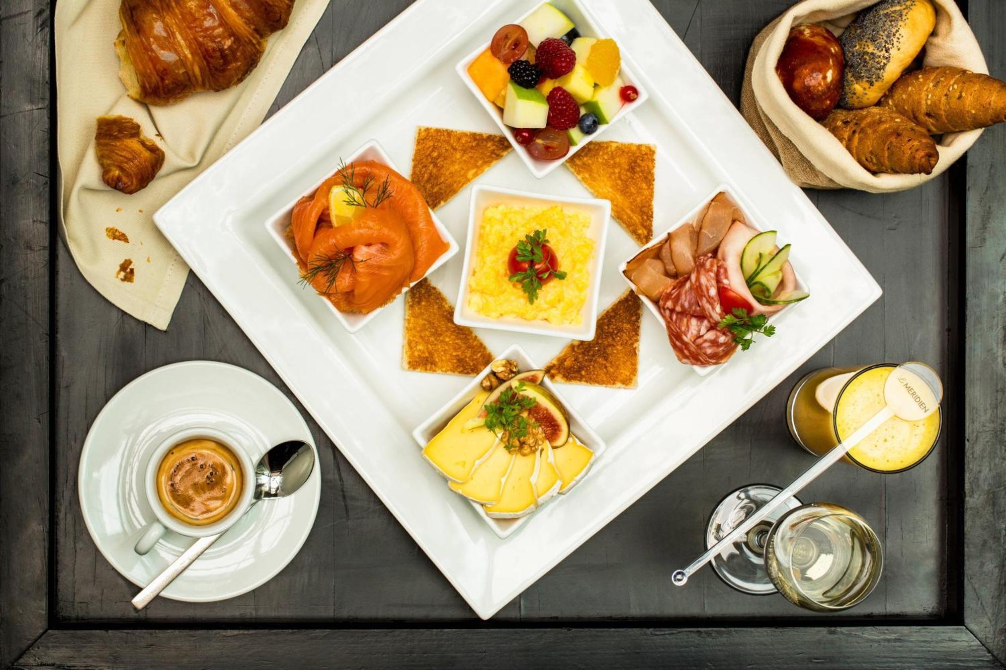 Le Méridien Hotel 5*