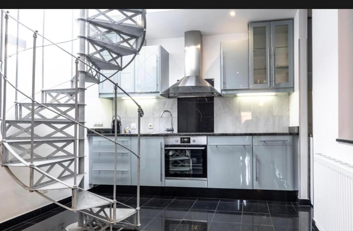 Apartment Penthouse *