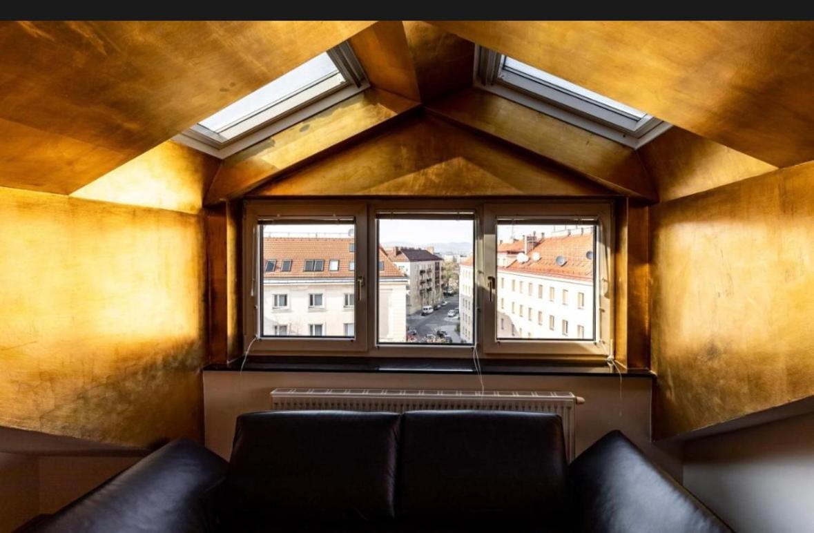 Apartment Penthouse