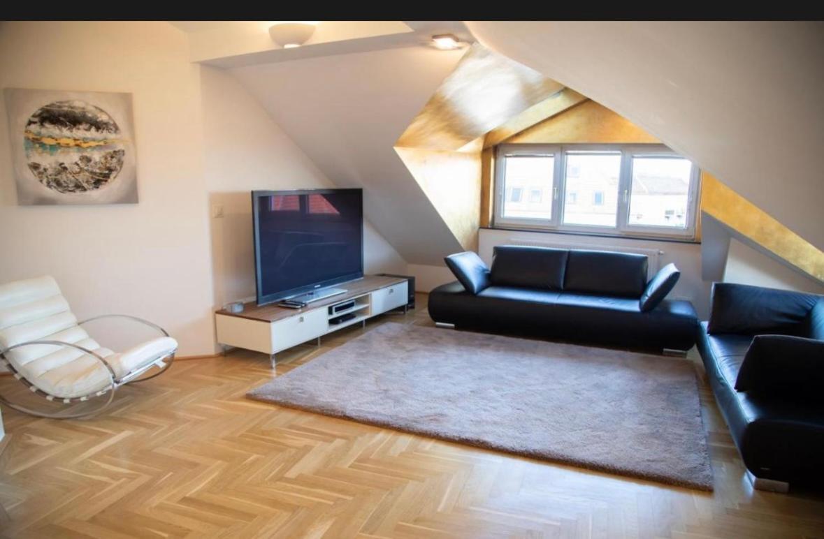 Penthouse *
