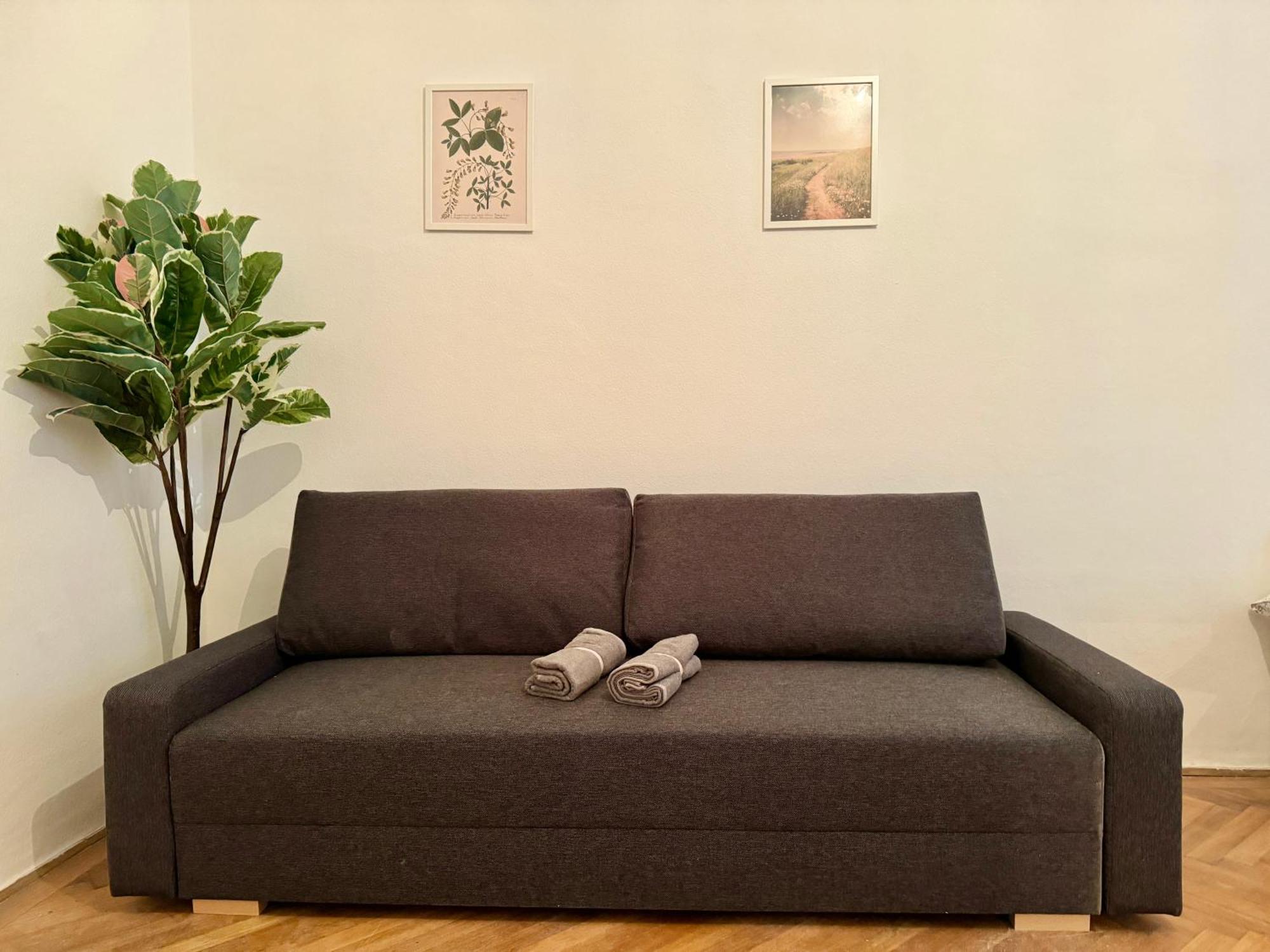 Spacious - 15 Min To Center Apartment Vienna