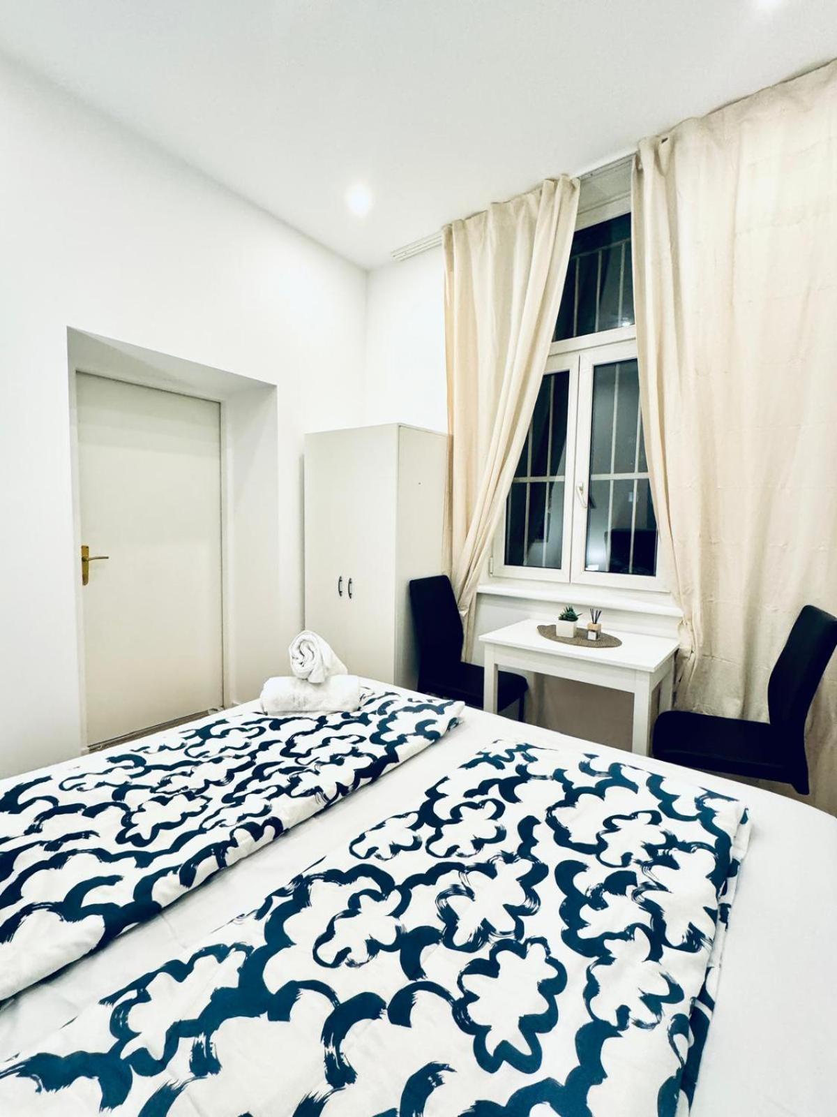 Apartamento Convenient 4br Shared For 11p, 10 Min To Atzgersdorf