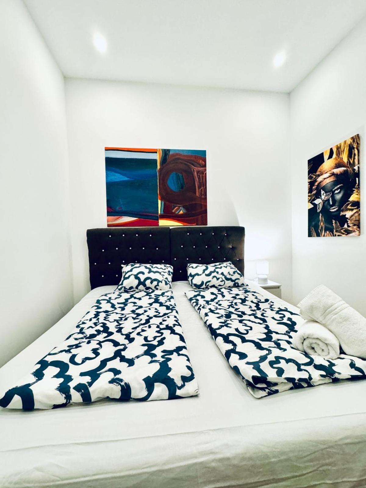 Apartamento Convenient 4br Shared For 11p, 10 Min To Atzgersdorf Viena