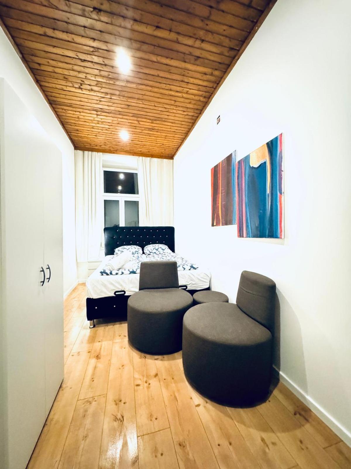 Apartamento Convenient 4br Shared For 11p, 10 Min To Atzgersdorf *