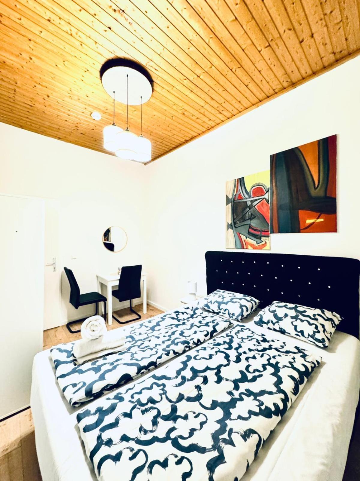 Convenient 4br Shared For 11p, 10 Min To Atzgersdorf