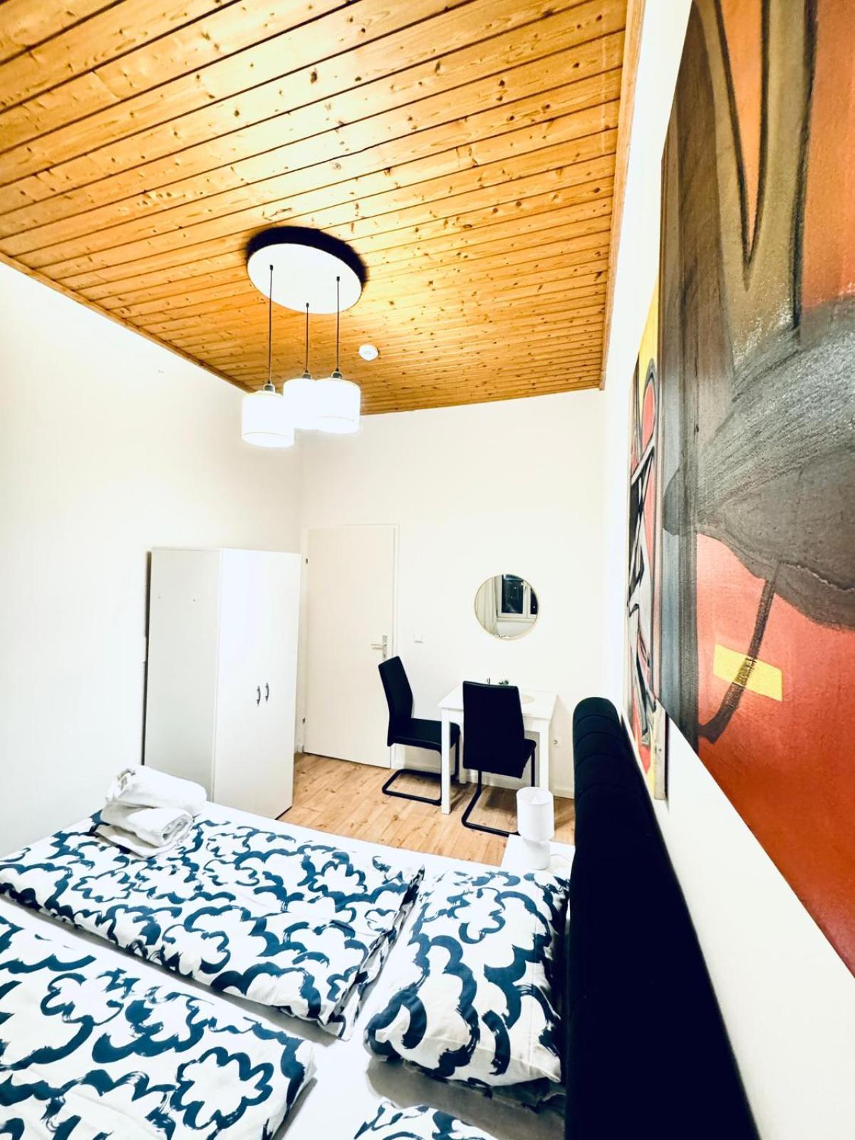 Apartamento Convenient 4br Shared For 11p, 10 Min To Atzgersdorf