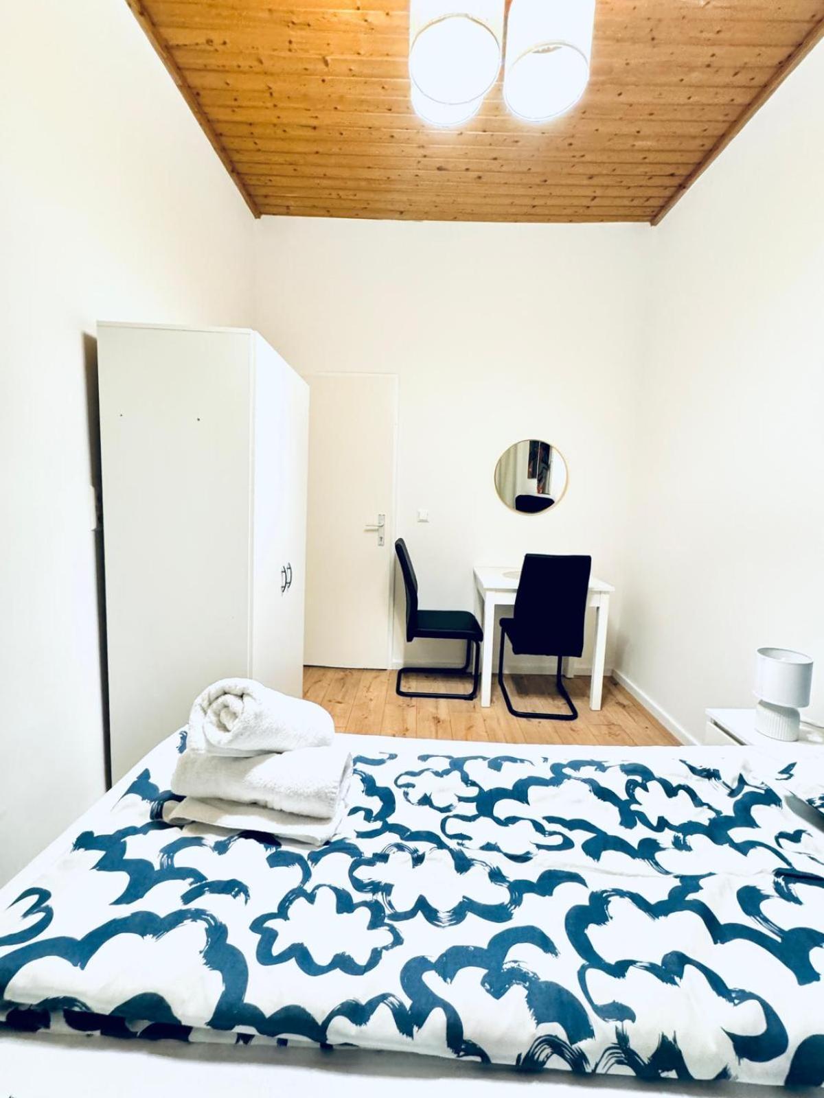 Convenient 4br Shared For 11p, 10 Min To Atzgersdorf