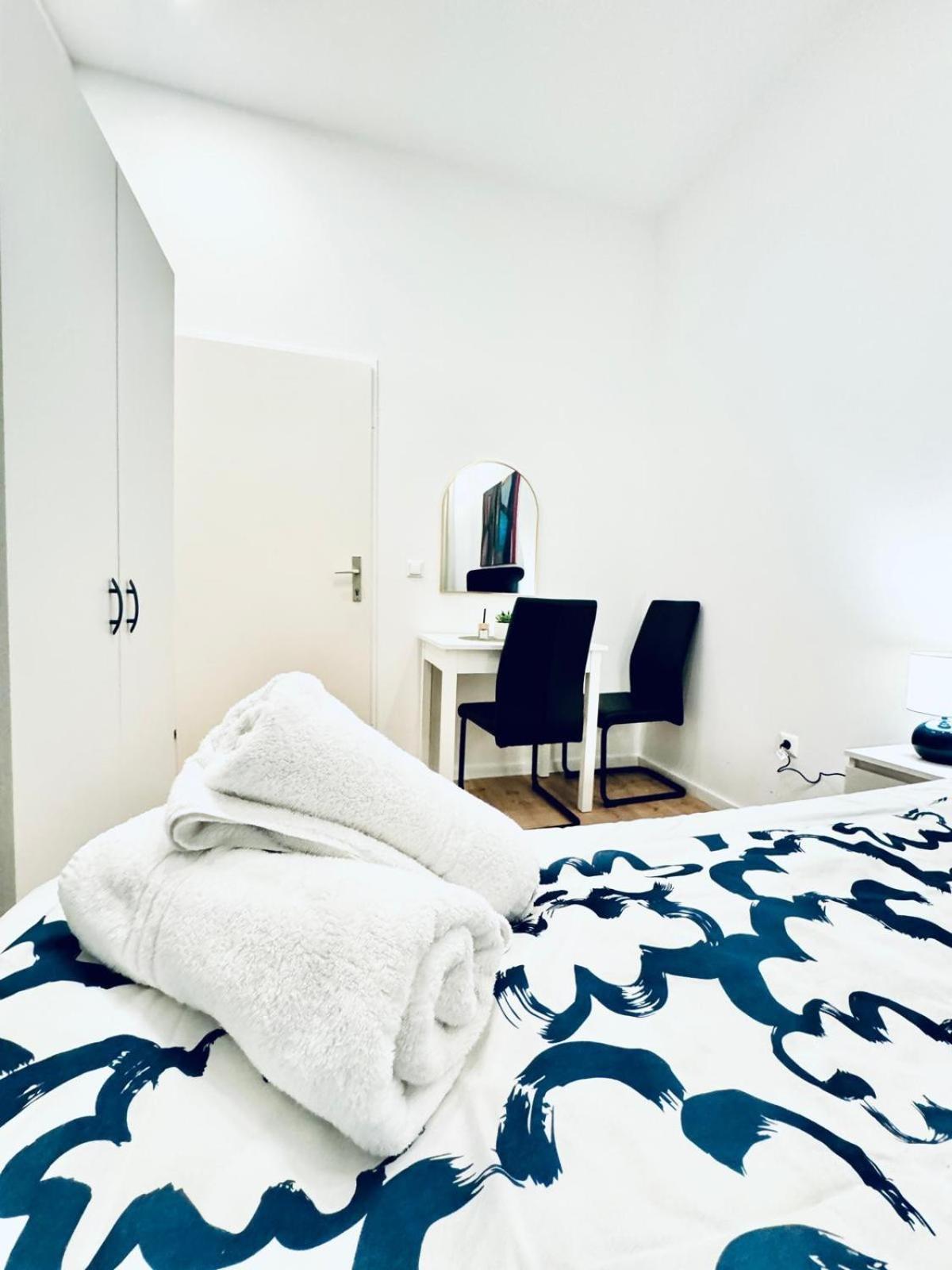Convenient 4br Shared For 11p, 10 Min To Atzgersdorf *