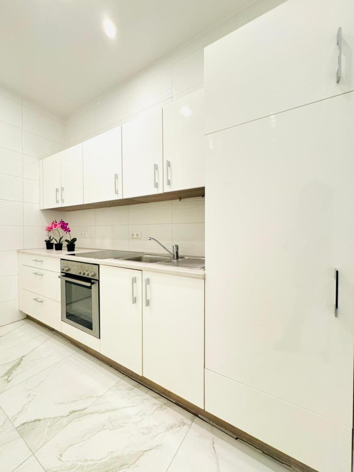 Apartamento Convenient 4br Shared For 11p, 10 Min To Atzgersdorf