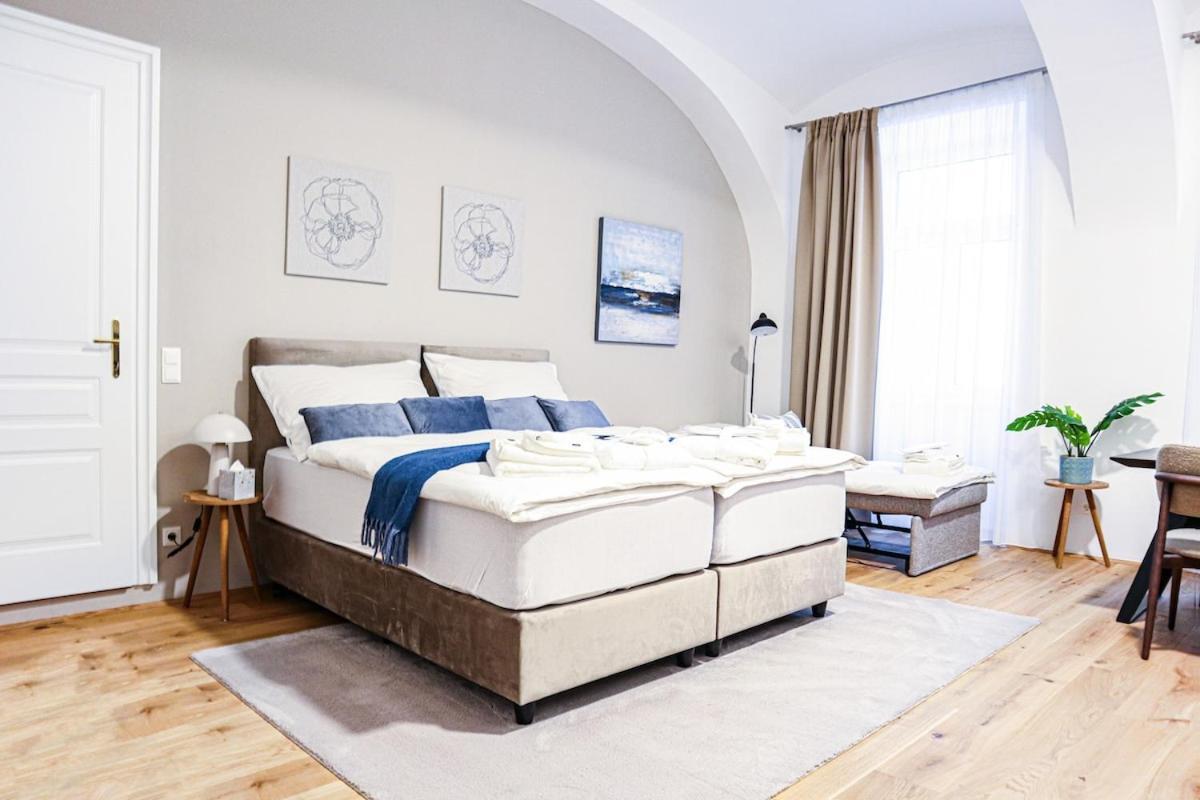 Apartment Deluxe