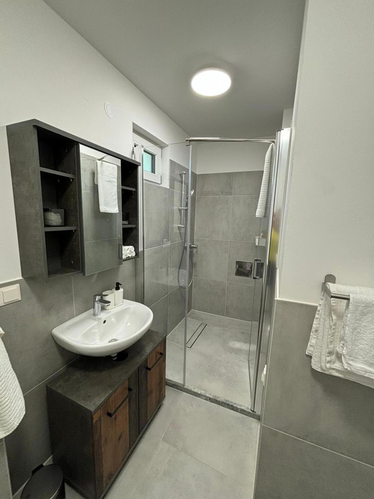Aparthotel Infinity *