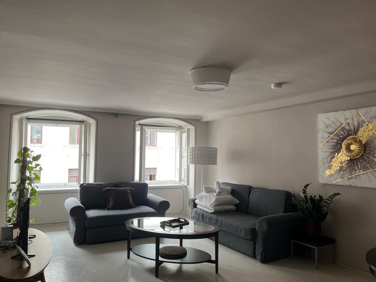 Stylish 4th-floor In Vienna