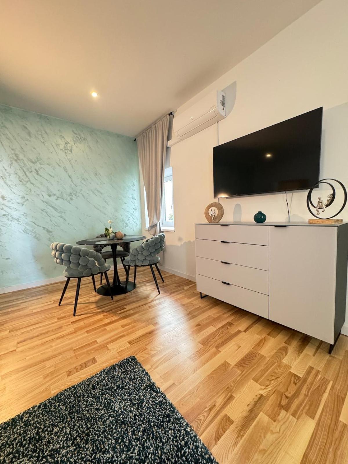 Apartamento Schritte Entfernt Vom Hundertwasserhaus L Hg3 *