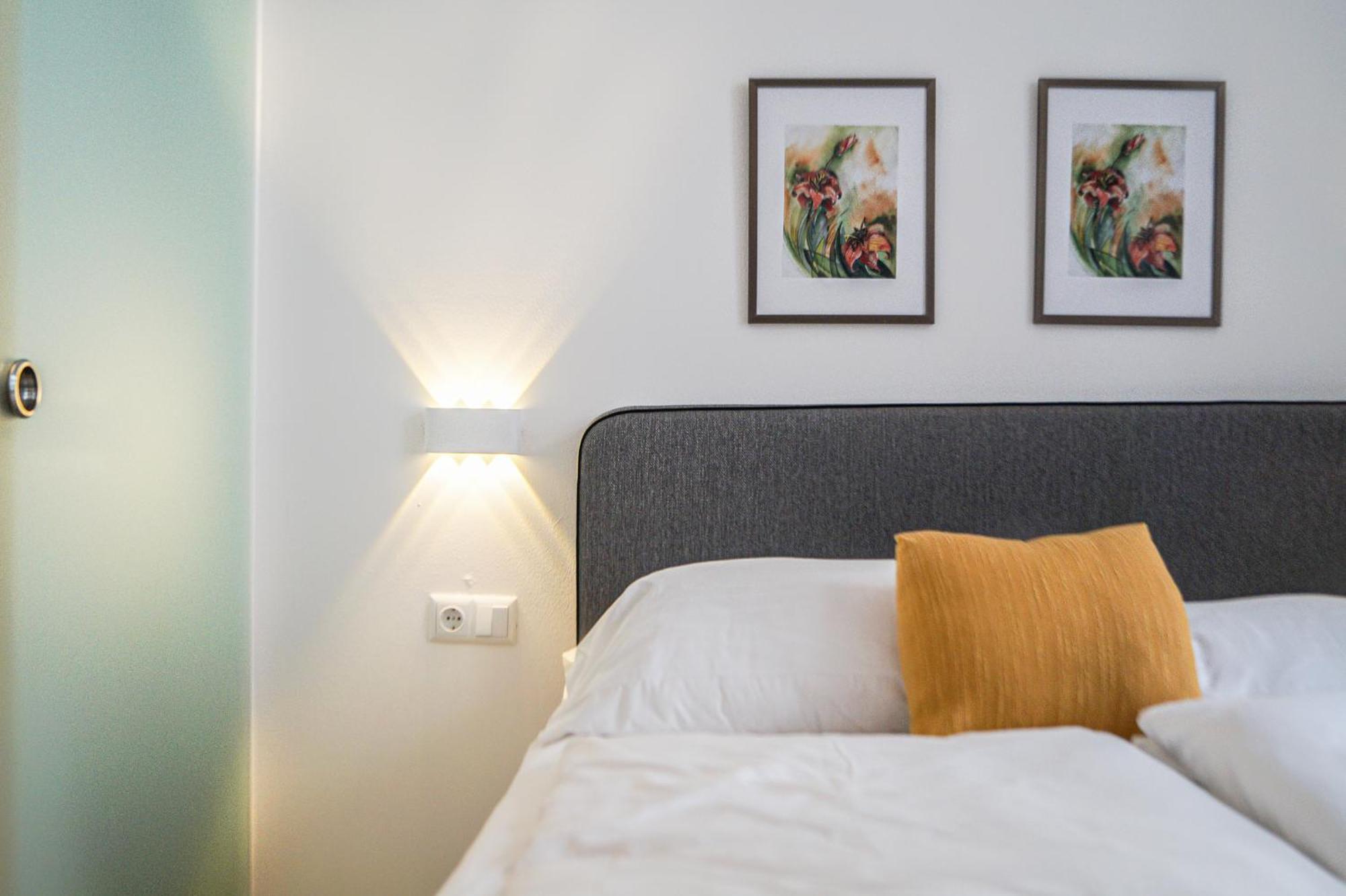Shopping Paradise 9br Complex Ideal For 22 People * Vienna