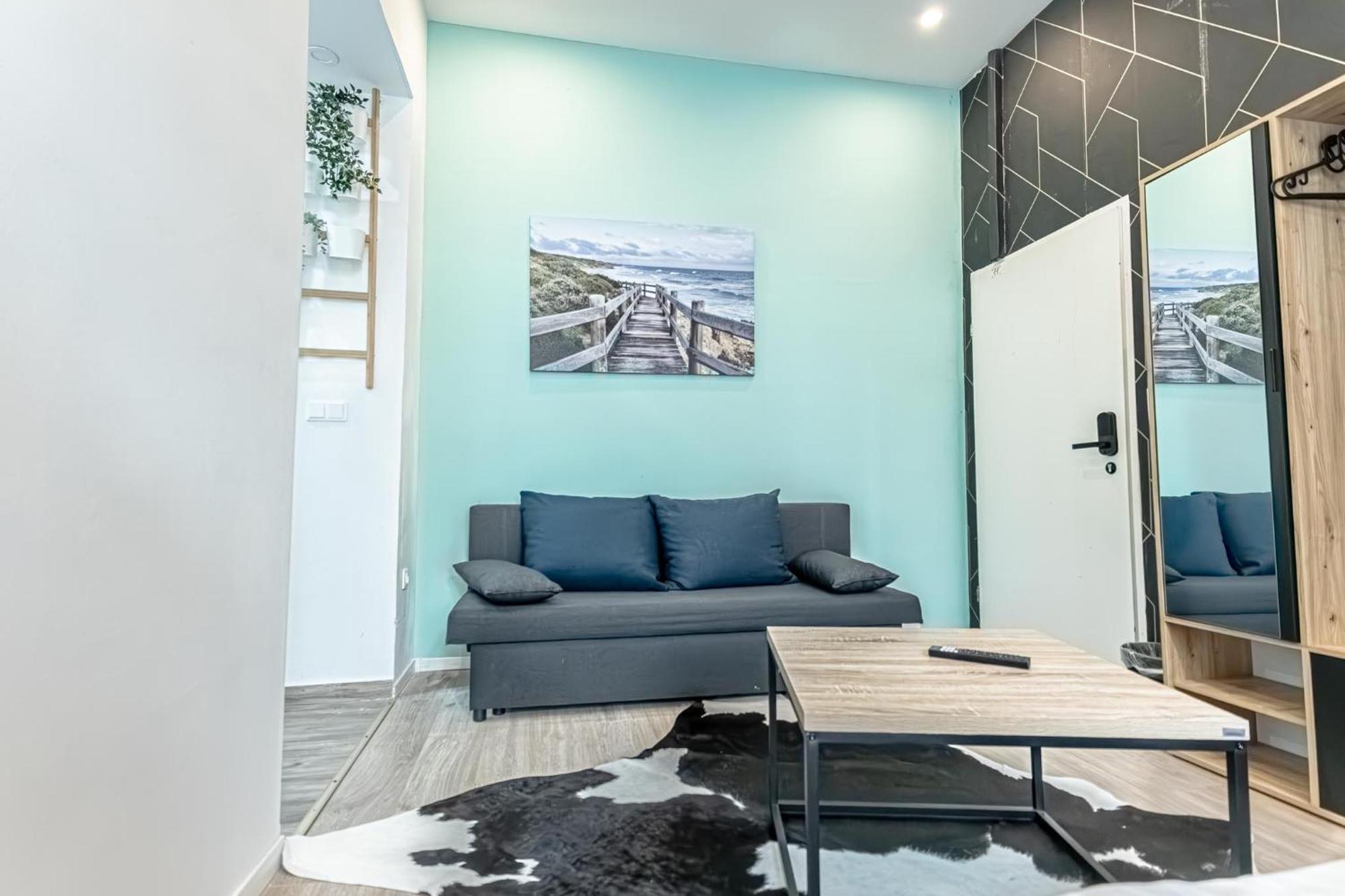 Apartment Shopping Paradise 9br Complex Ideal For 22 People