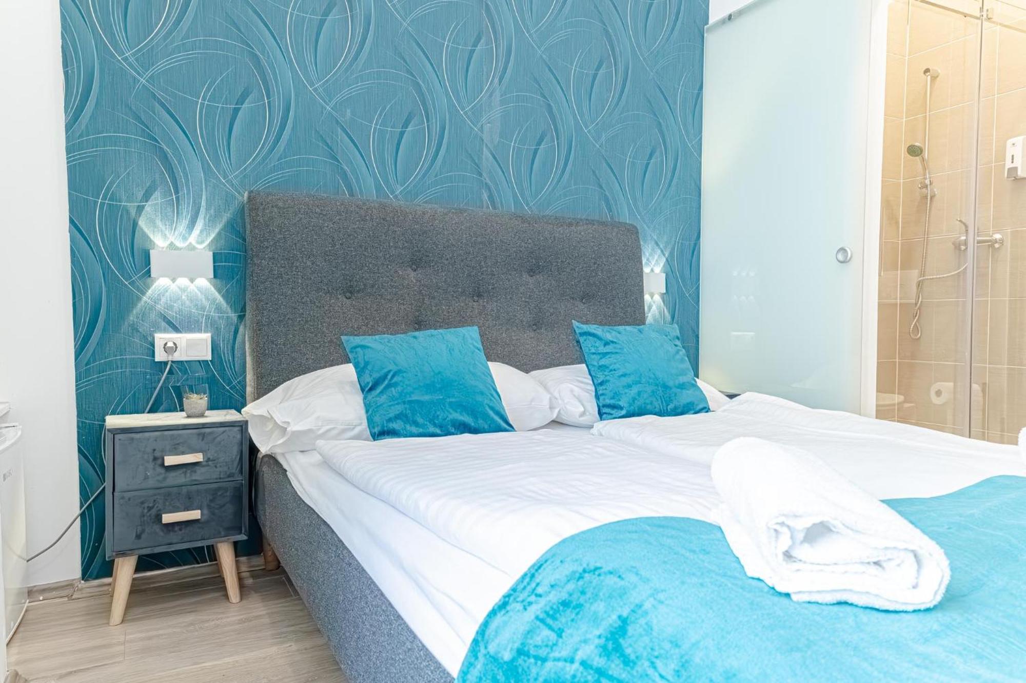 Shopping Paradise 9br Complex Ideal For 22 People * Vienna