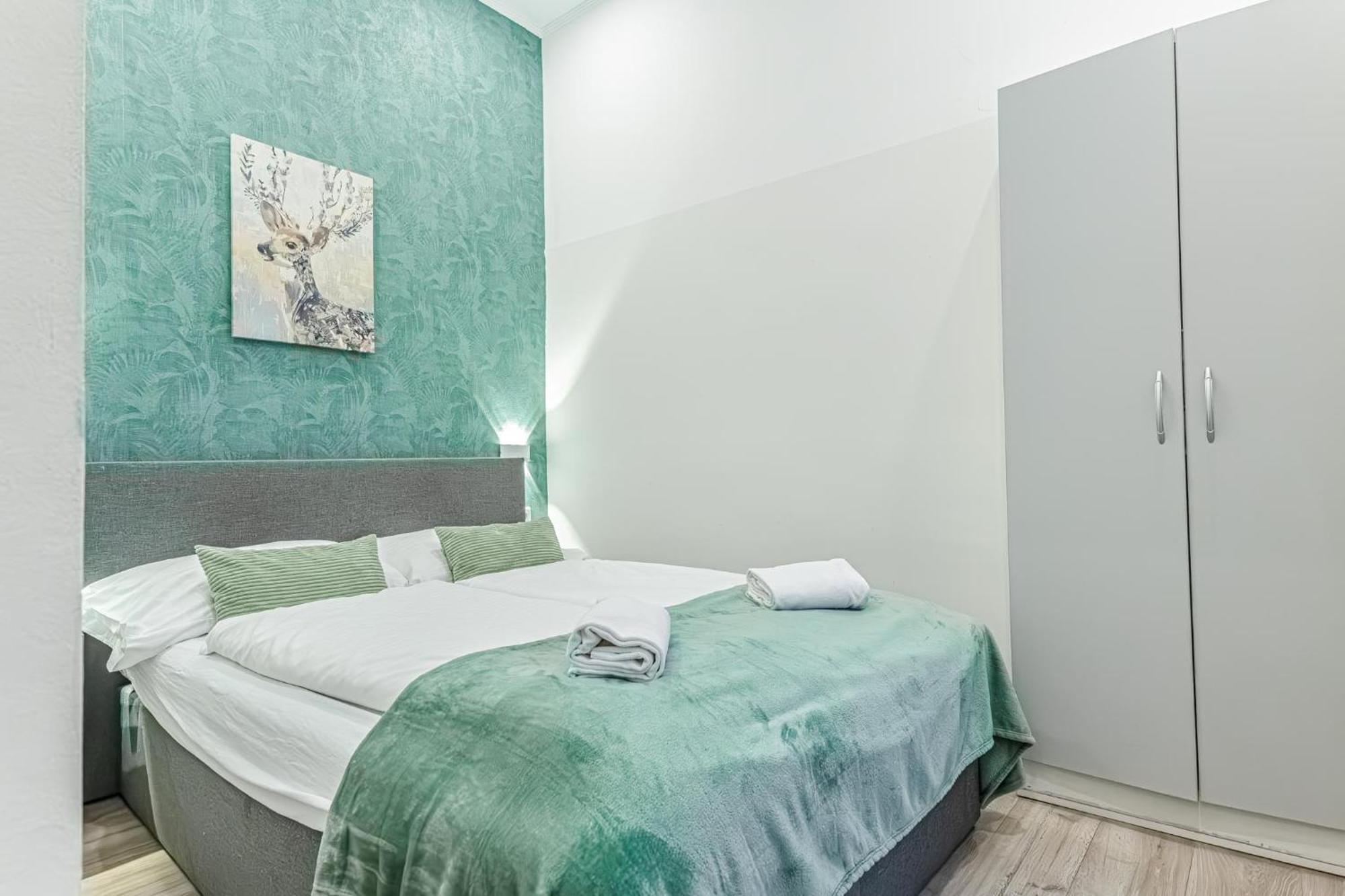 Shopping Paradise 9br Complex Ideal For 22 People *