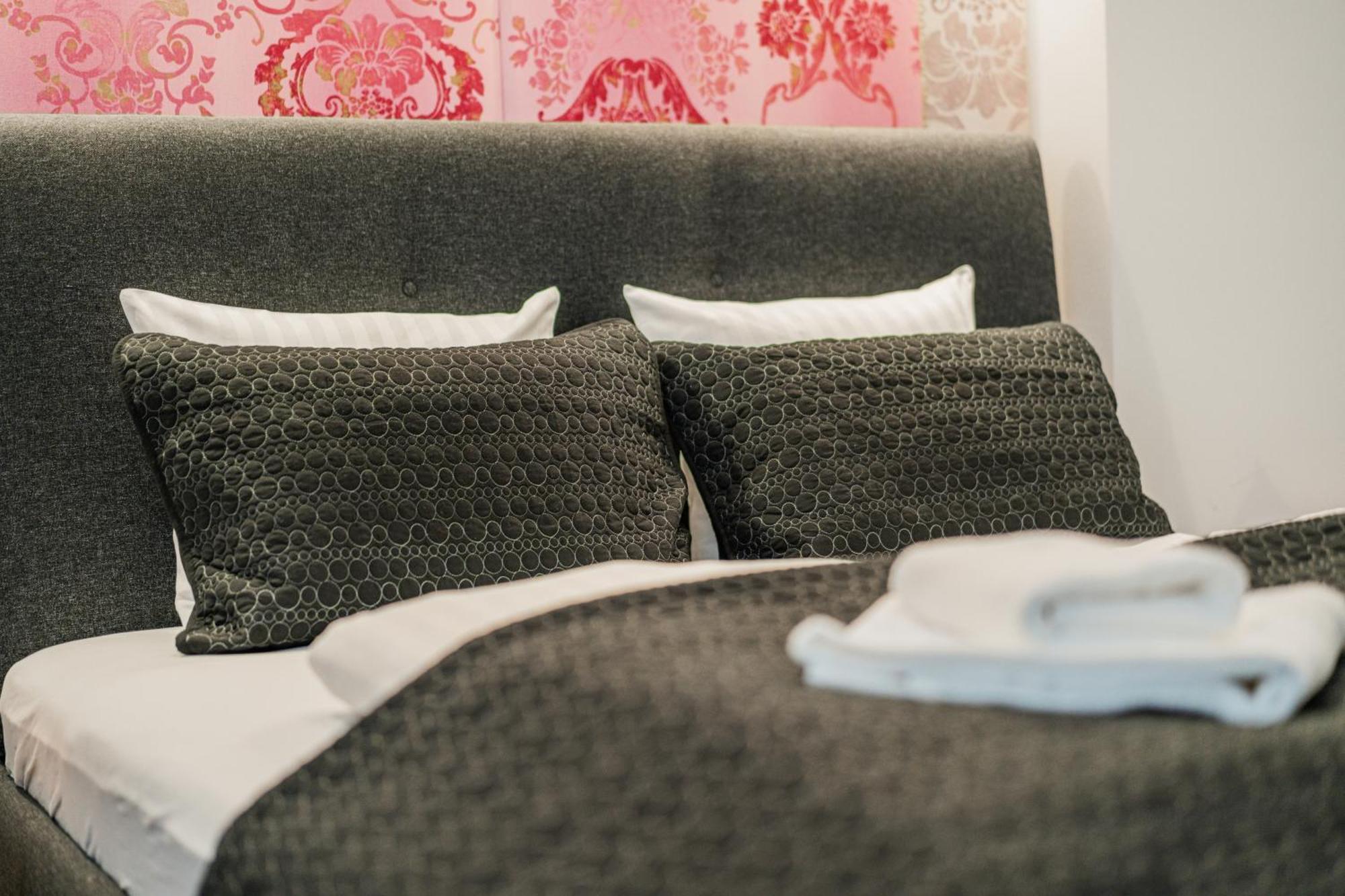 Luxury Designer In Center Of Apartment