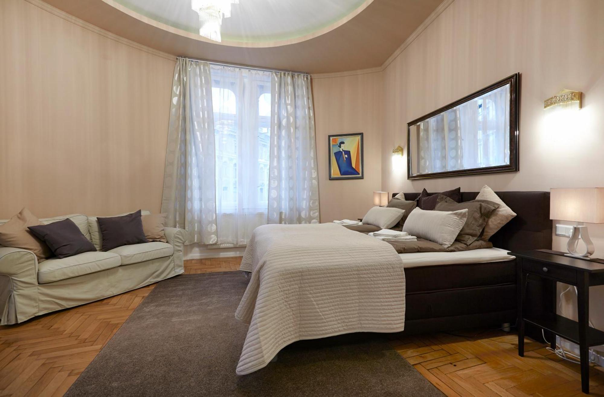 Urban Downtown Center Apartment *
