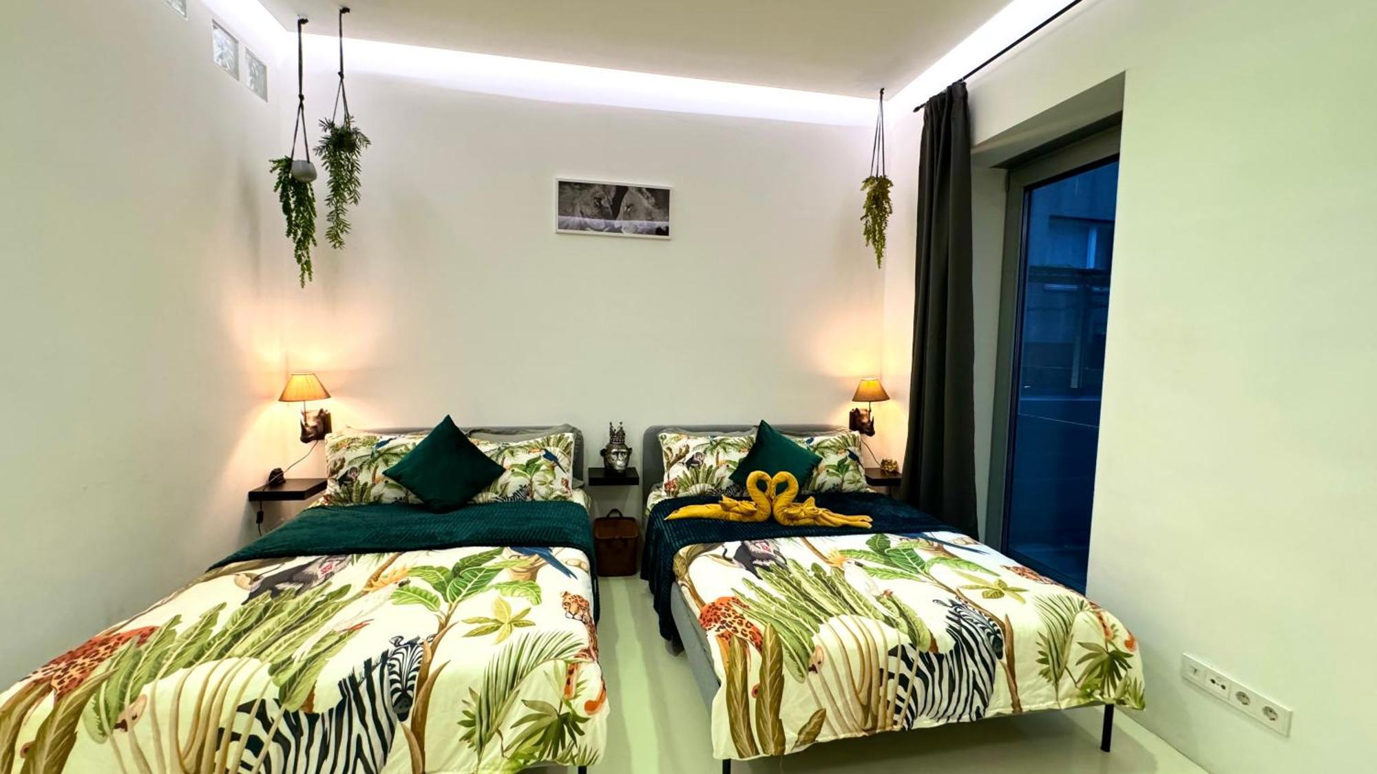 African Paradise With Jacuzzi & Sauna Wien