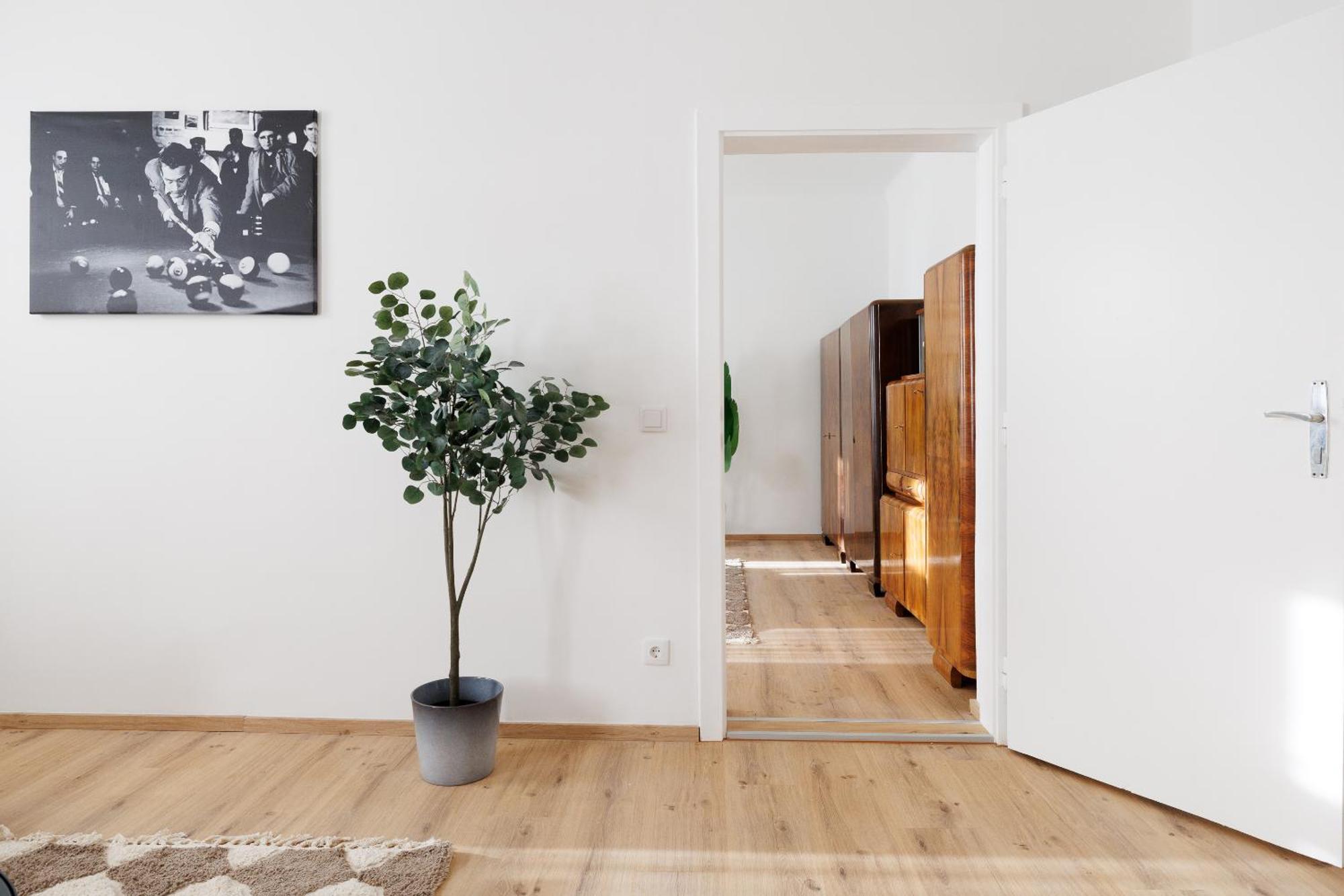 - Hauptbahnhof Apartment