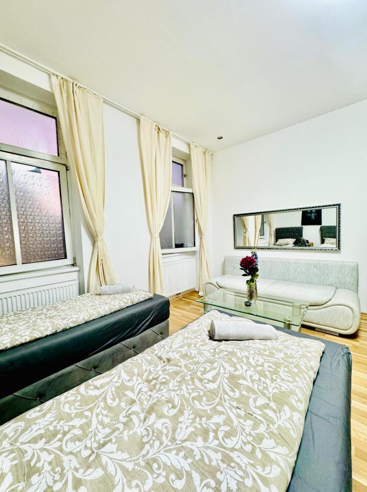 Chic For 5p, 12-min Walk To Augarten Apartment Wien