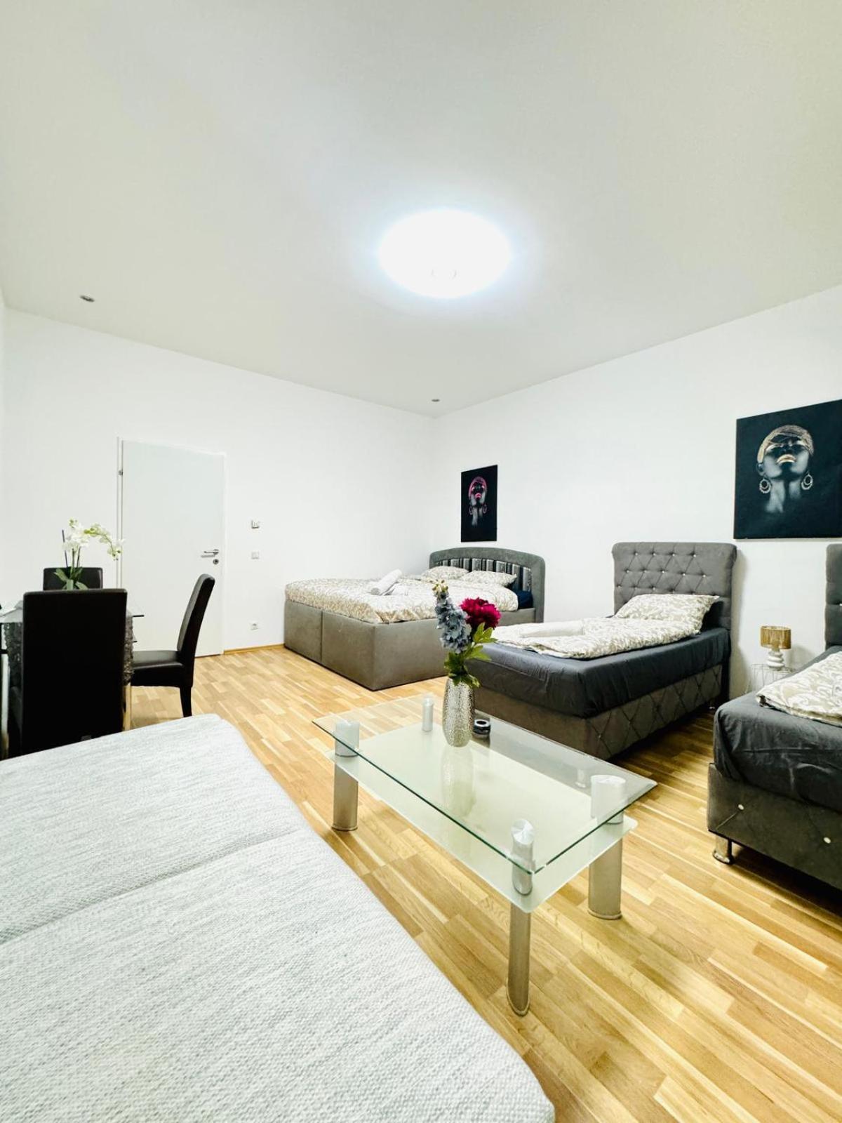 Apartment Chic For 5p, 12-min Walk To Augarten