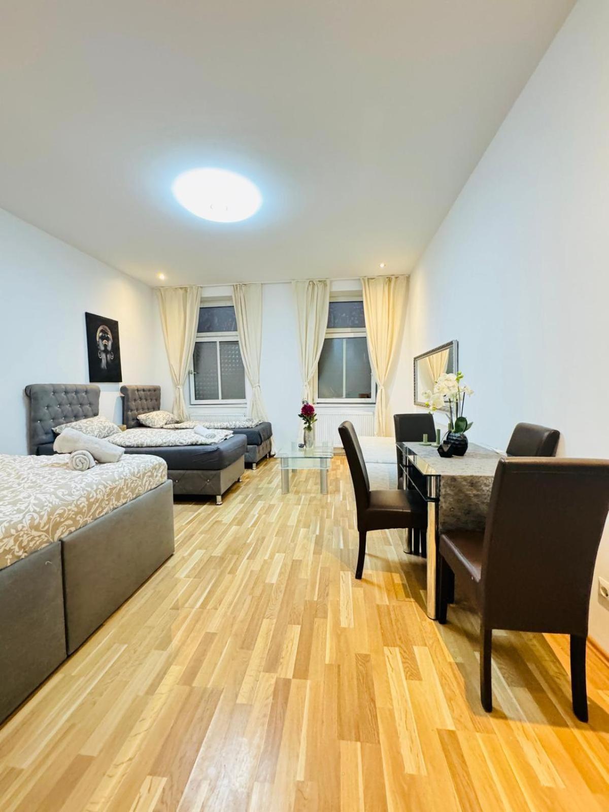 Chic For 5p, 12-min Walk To Augarten Wien