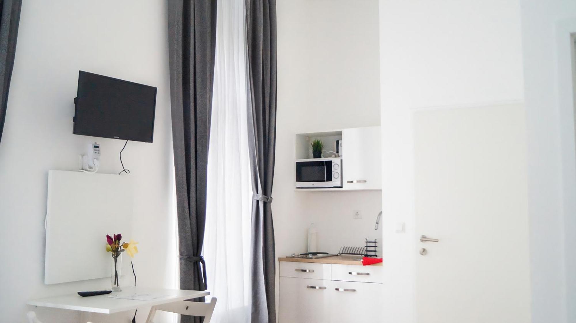 Apartment 2 Spacious Apts For 6p, Only 7min To Stadthalle