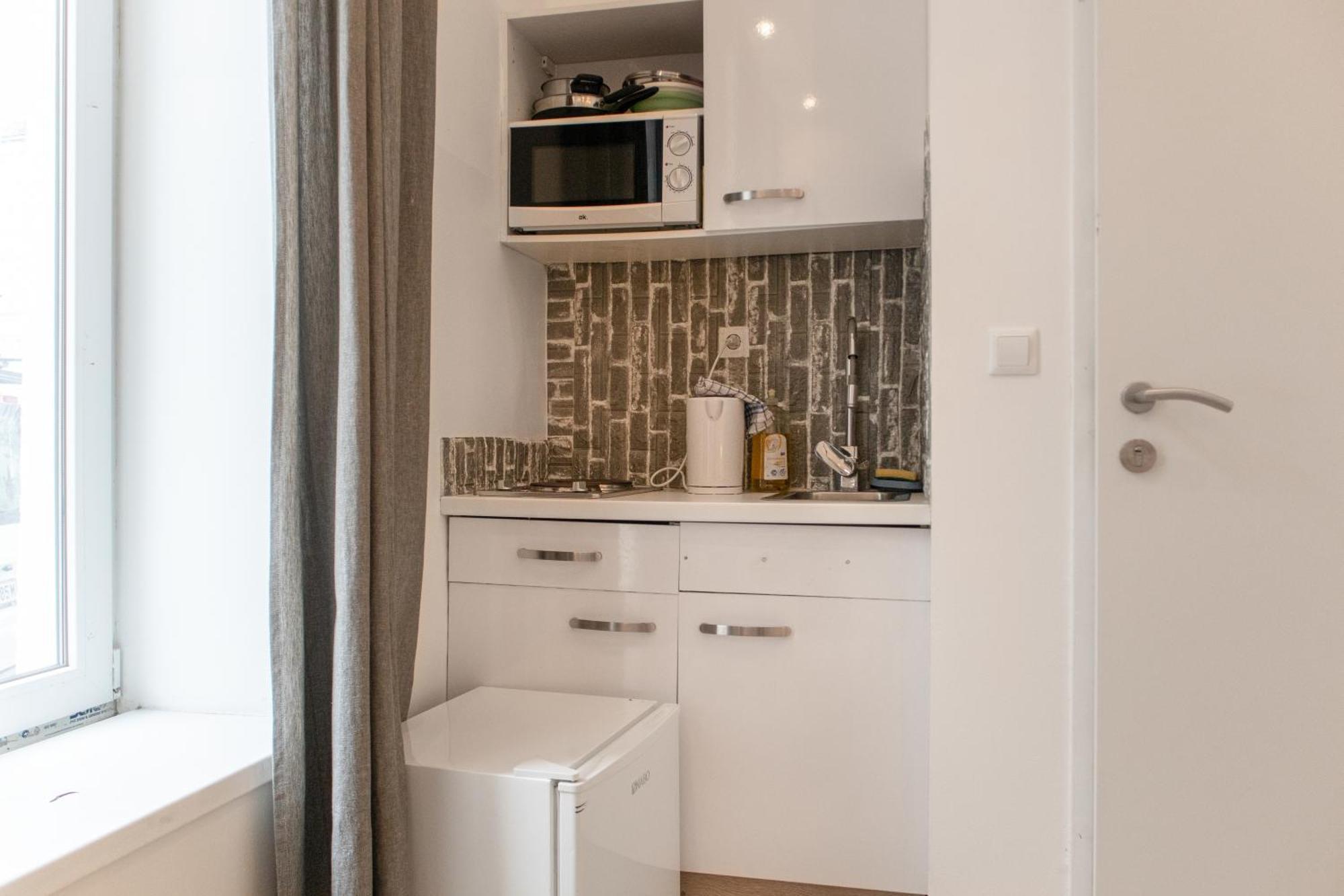 2 Spacious Apts For 6p, Only 7min To Stadthalle Apartment *