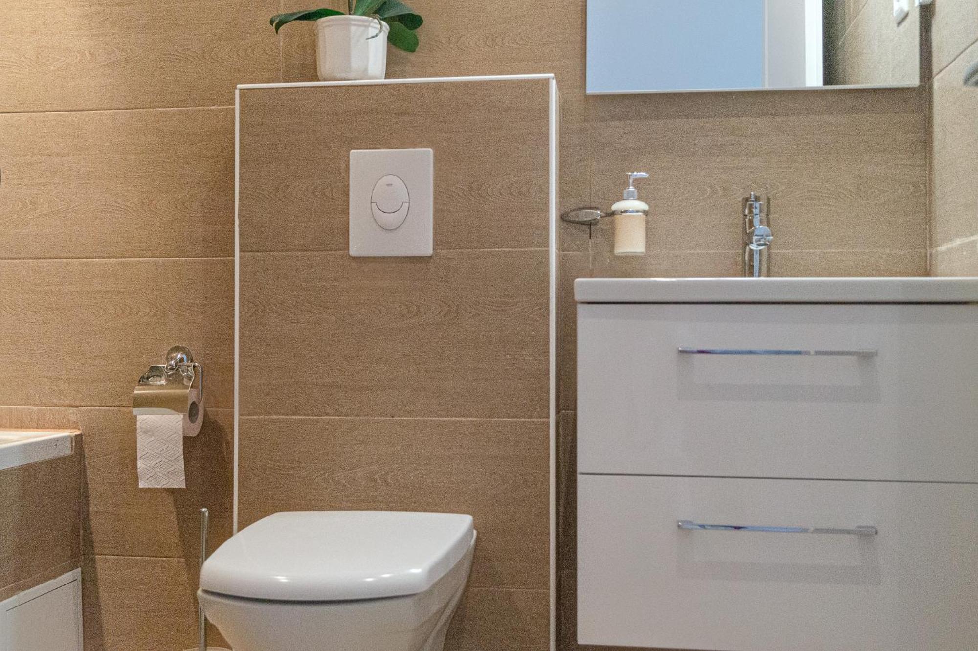 2 Spacious Apts For 6p, Only 7min To Stadthalle Vienna