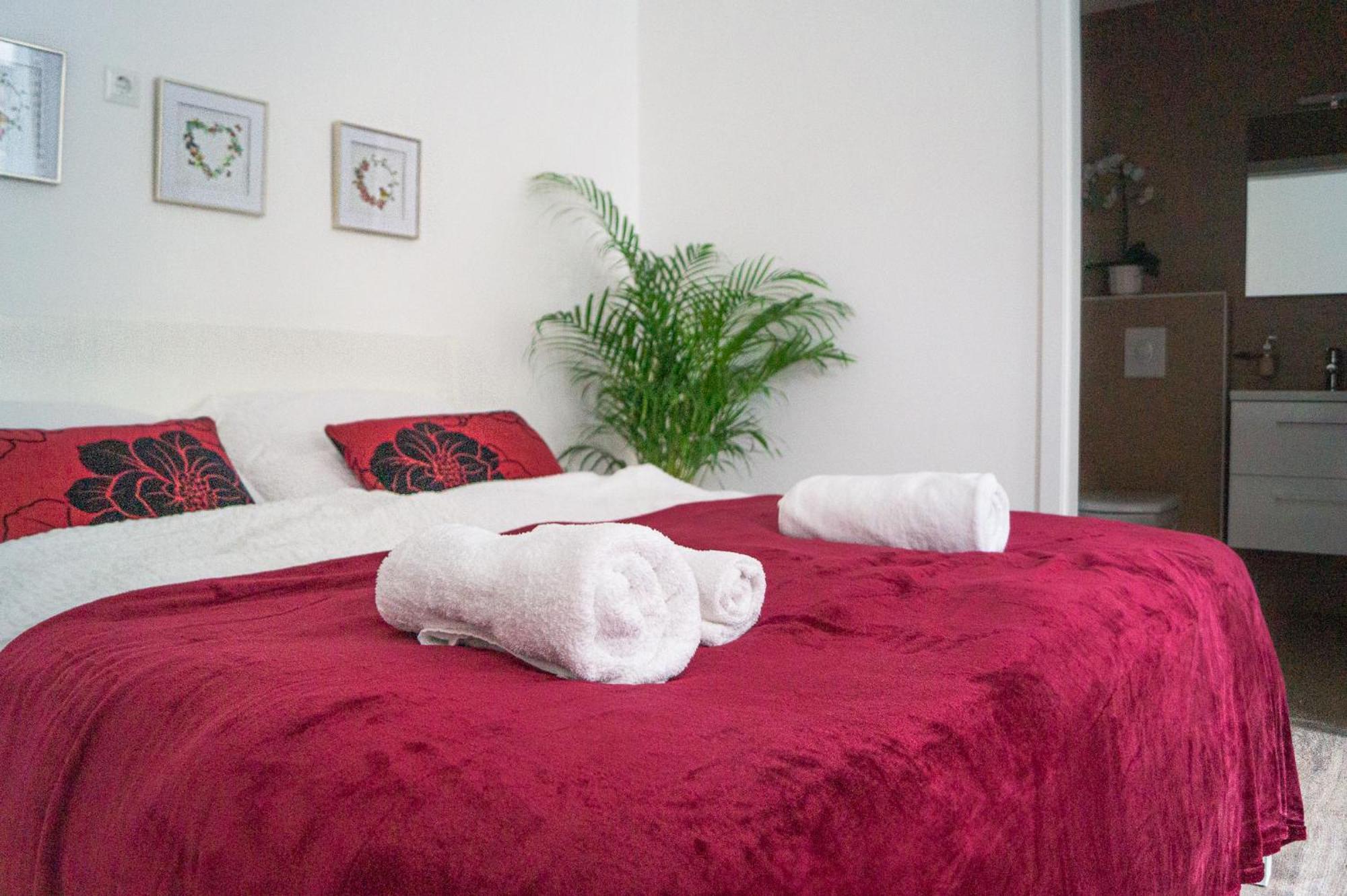 2 Spacious Apts For 6p, Only 7min To Stadthalle * Vienna