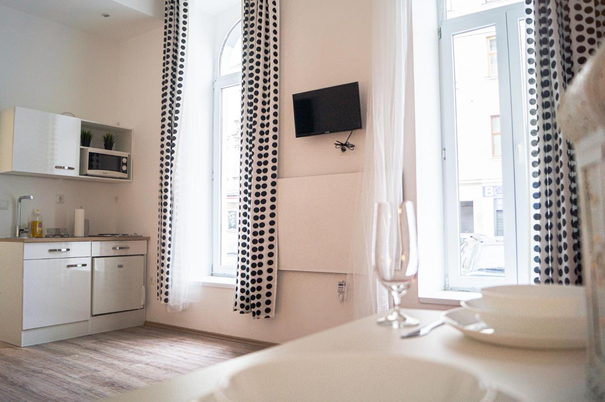 2 Spacious Apts For 6p, Only 7min To Stadthalle *
