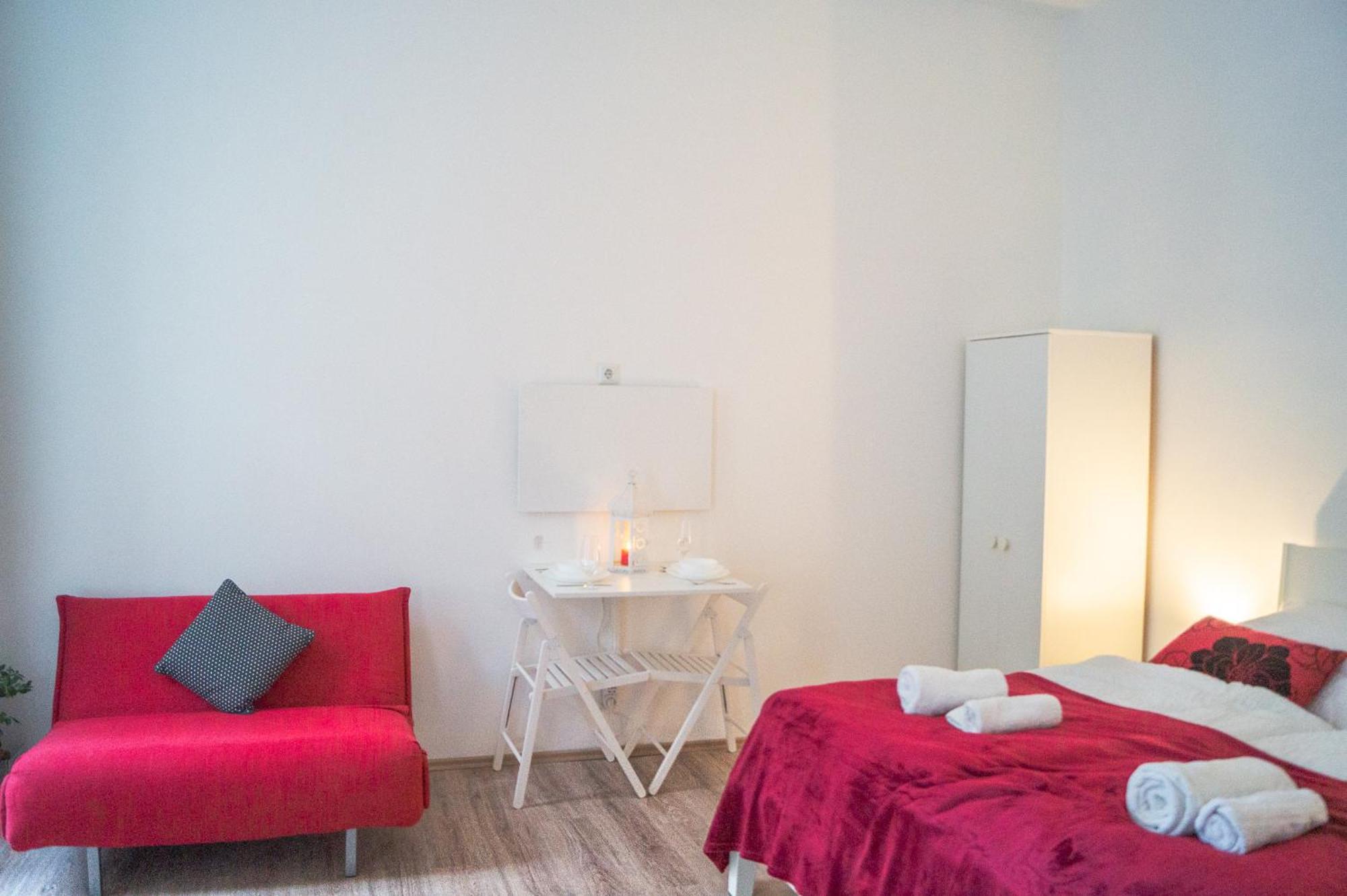 2 Spacious Apts For 6p, Only 7min To Stadthalle Vienna