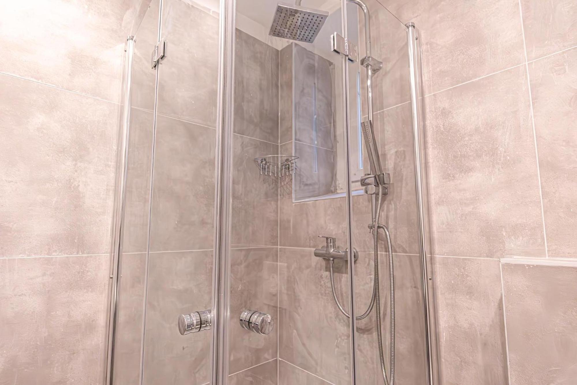 Apartment 4br Shared Apt, Centrally Located In Wien