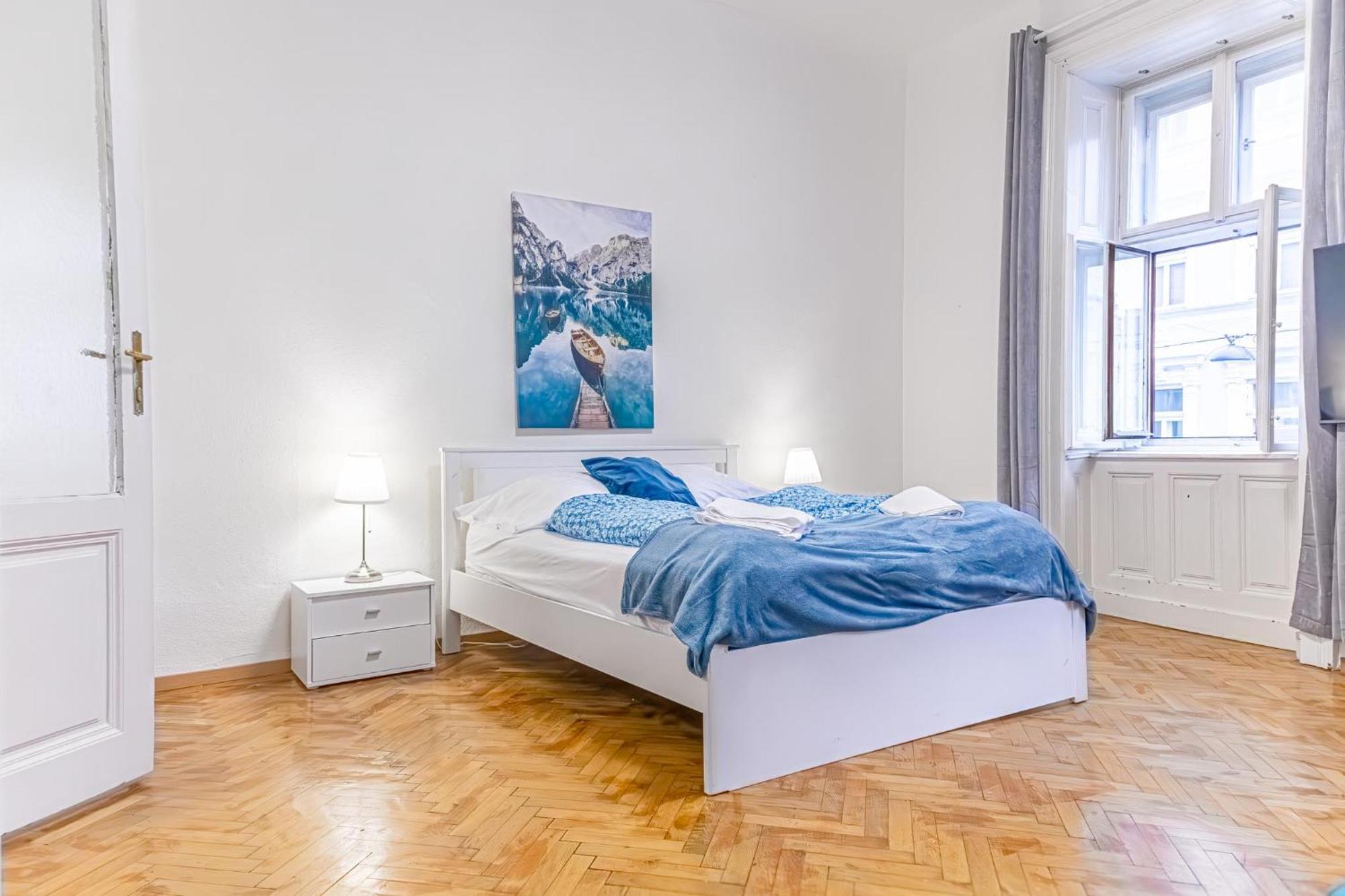 Family-friendly 2br Apt.-perfect For Longstays Apartment *