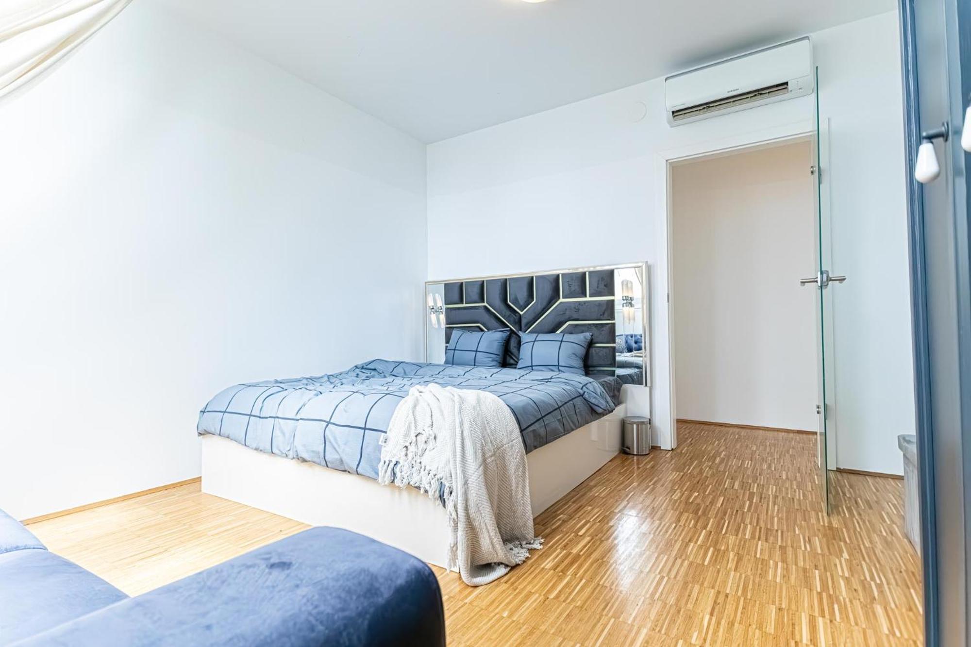 Luxury 3br And1 Lr In The Heart Of Apartamento *