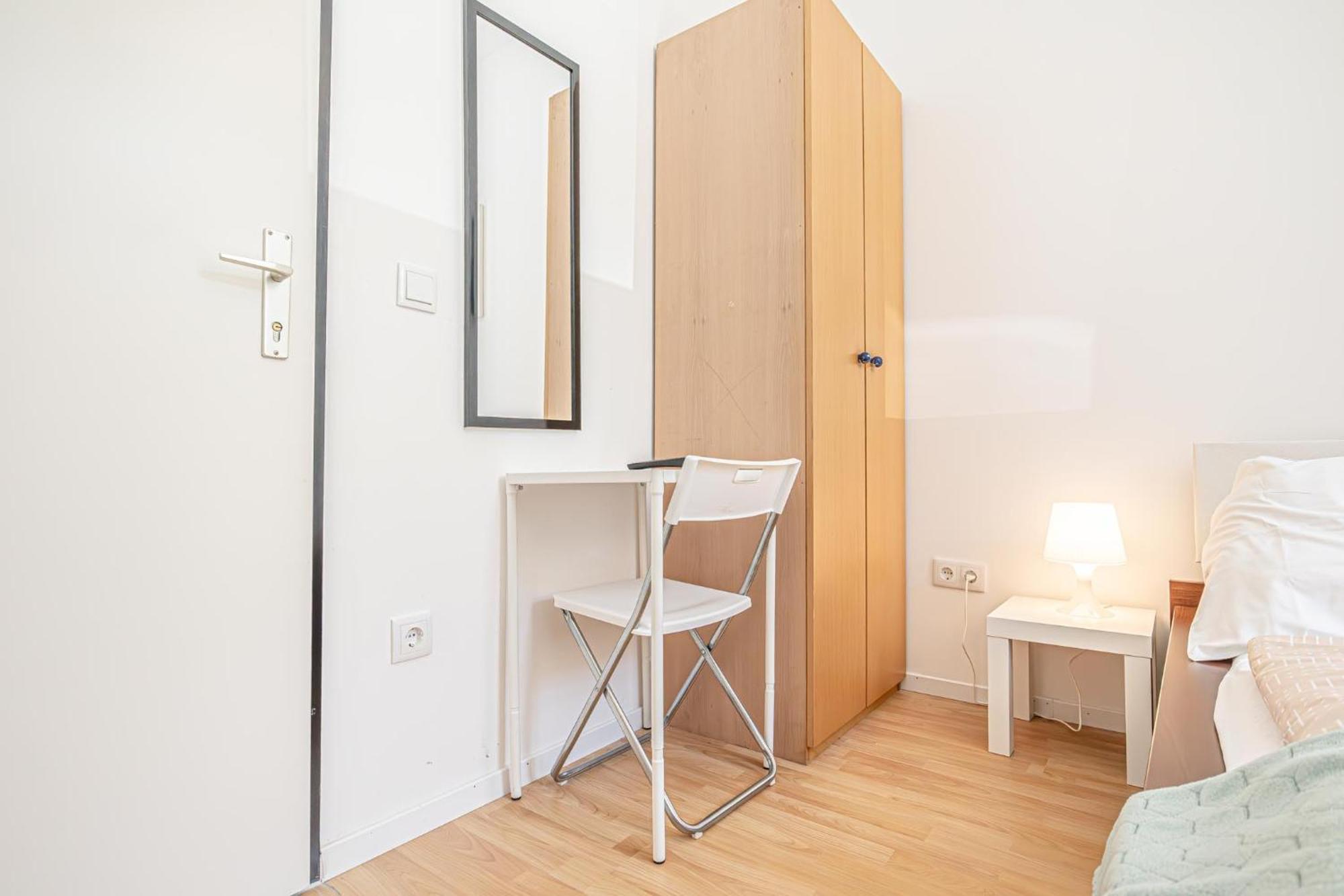 6br / Shared Garden Near Lorenz Boehler & Danube