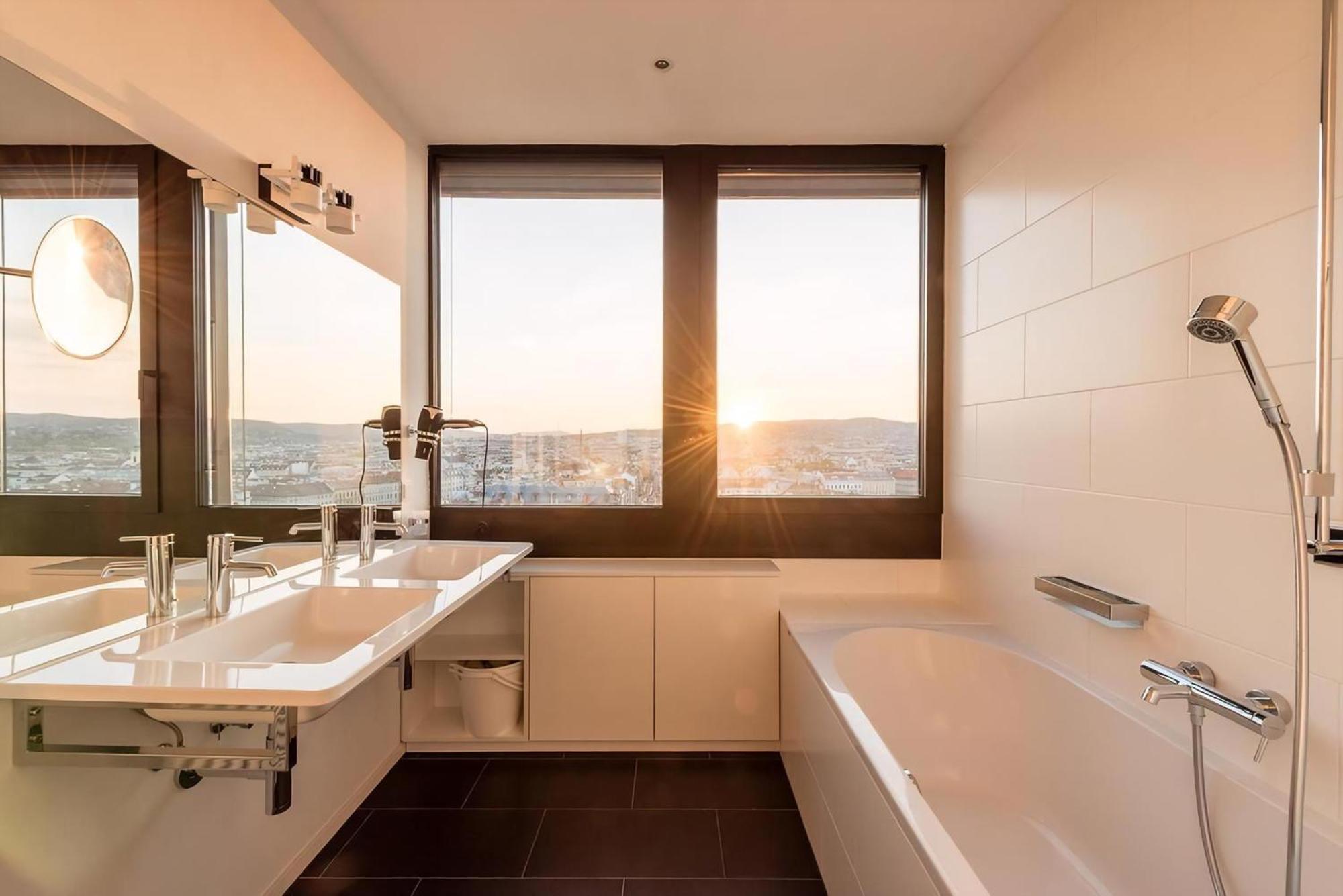Skyflats In 16 Ottakring Apartment
