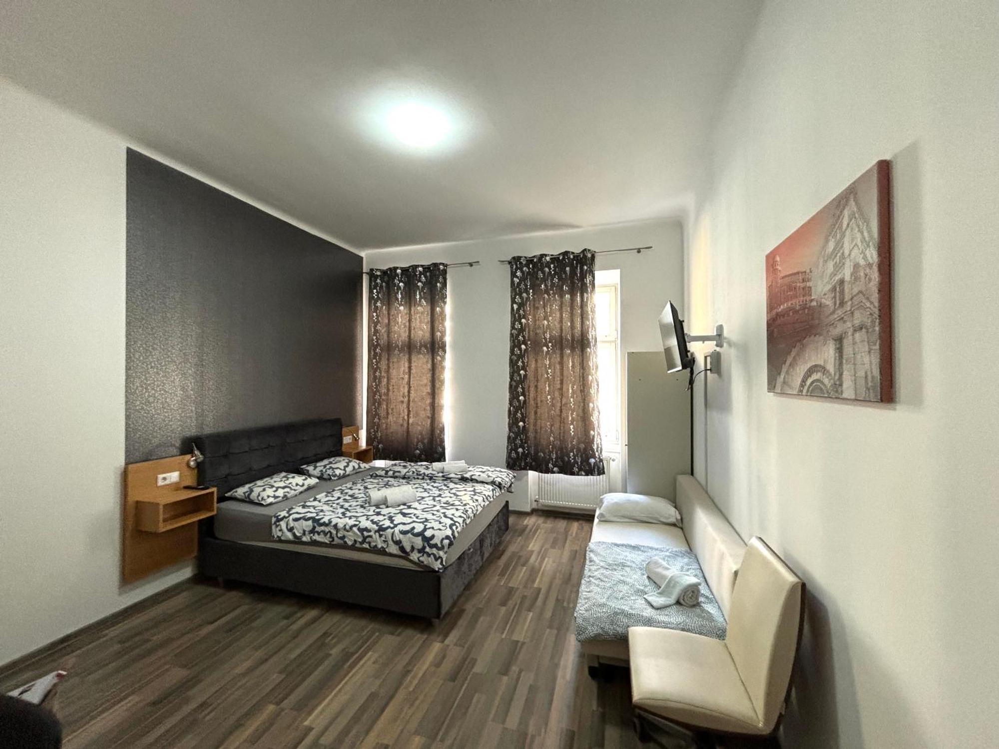 Grey Palazzo 1050 Aparthotel