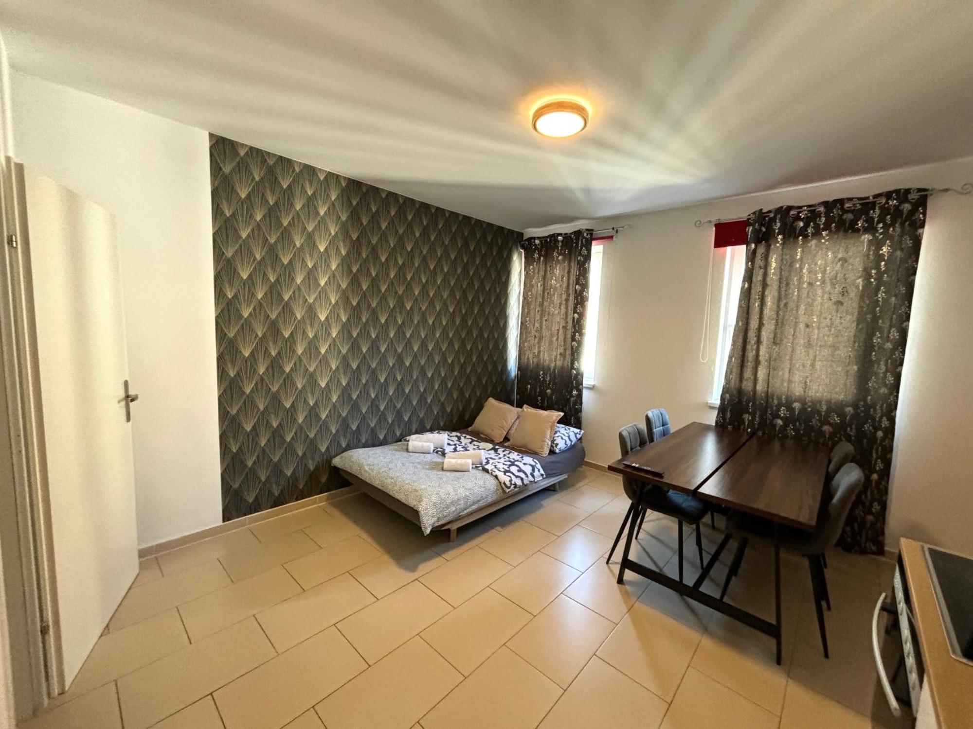 Grey Palazzo 1050 Vienna