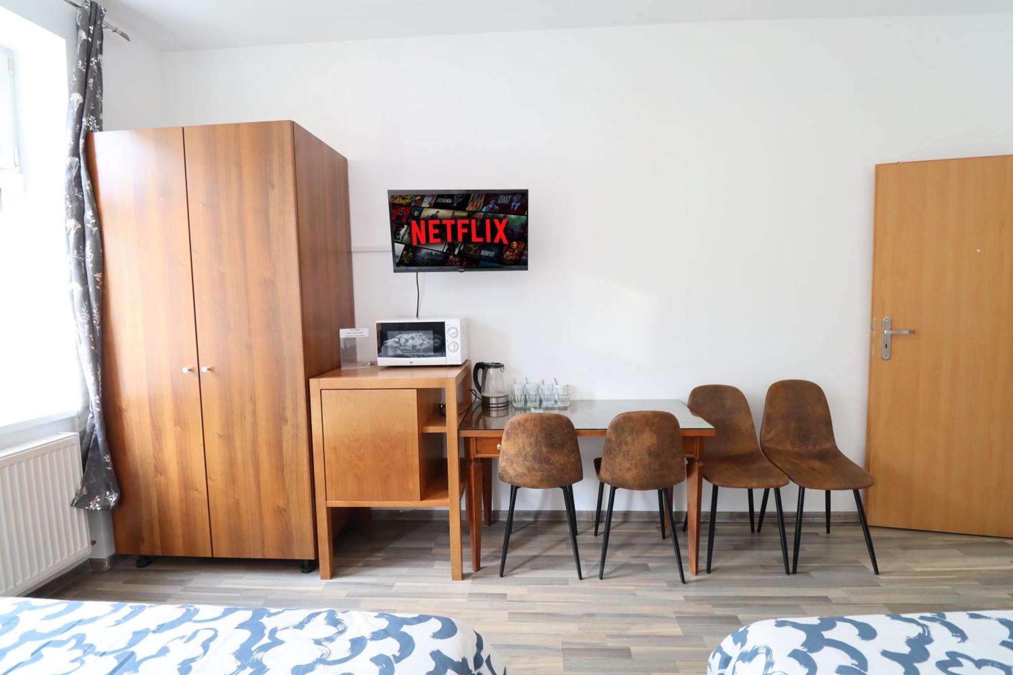 Grey Palazzo 1050 Aparthotel
