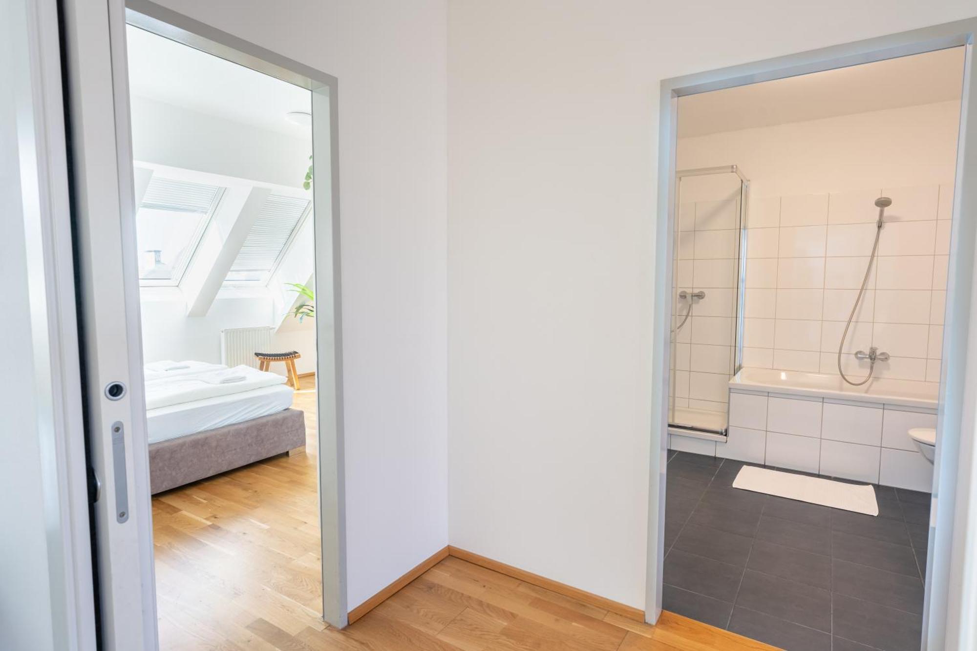 Luxury Penthouse With Rooftop Terrace * Vienna