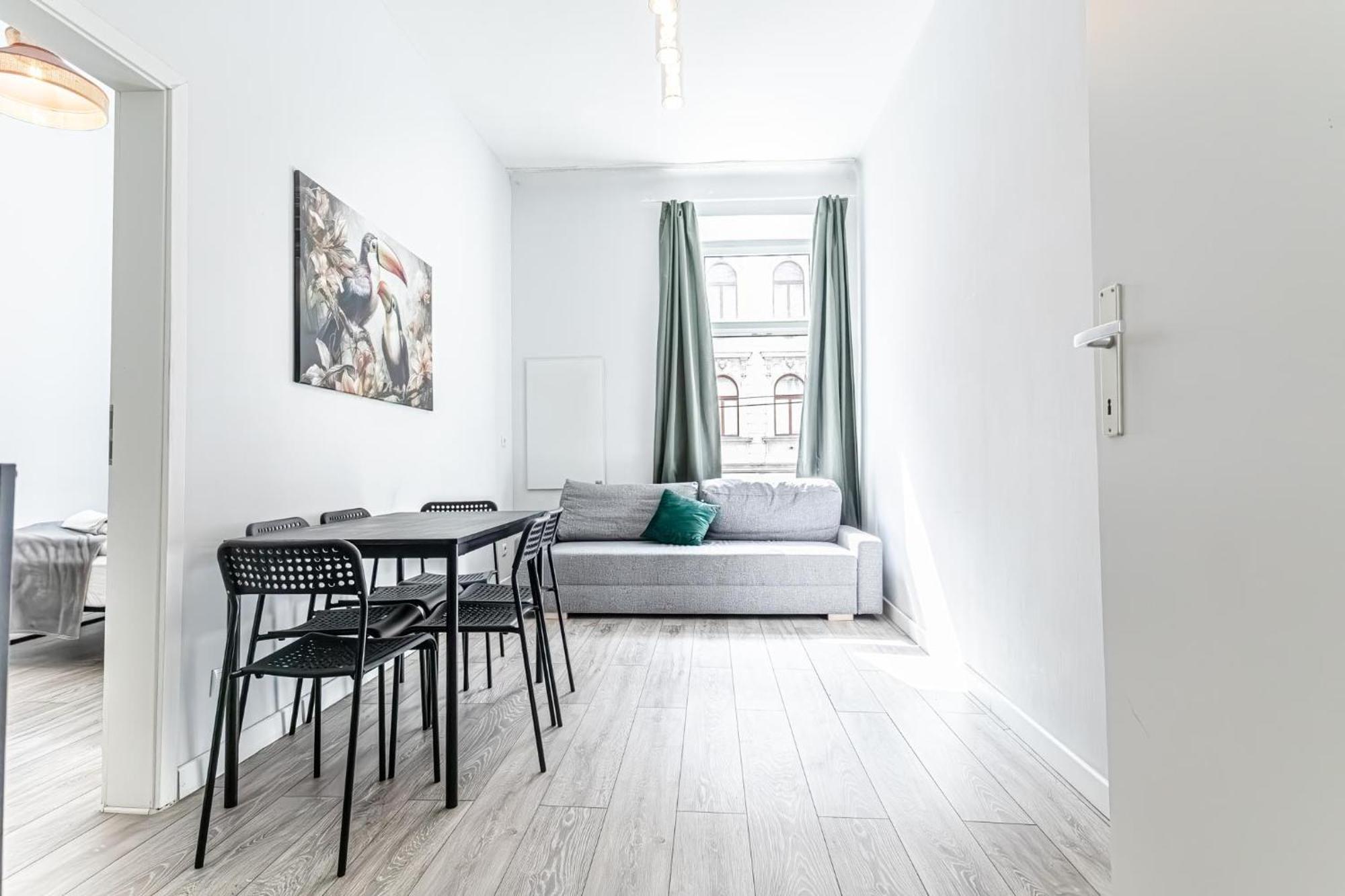 Budget-friendly 2br & 1lr, Delight * Wien