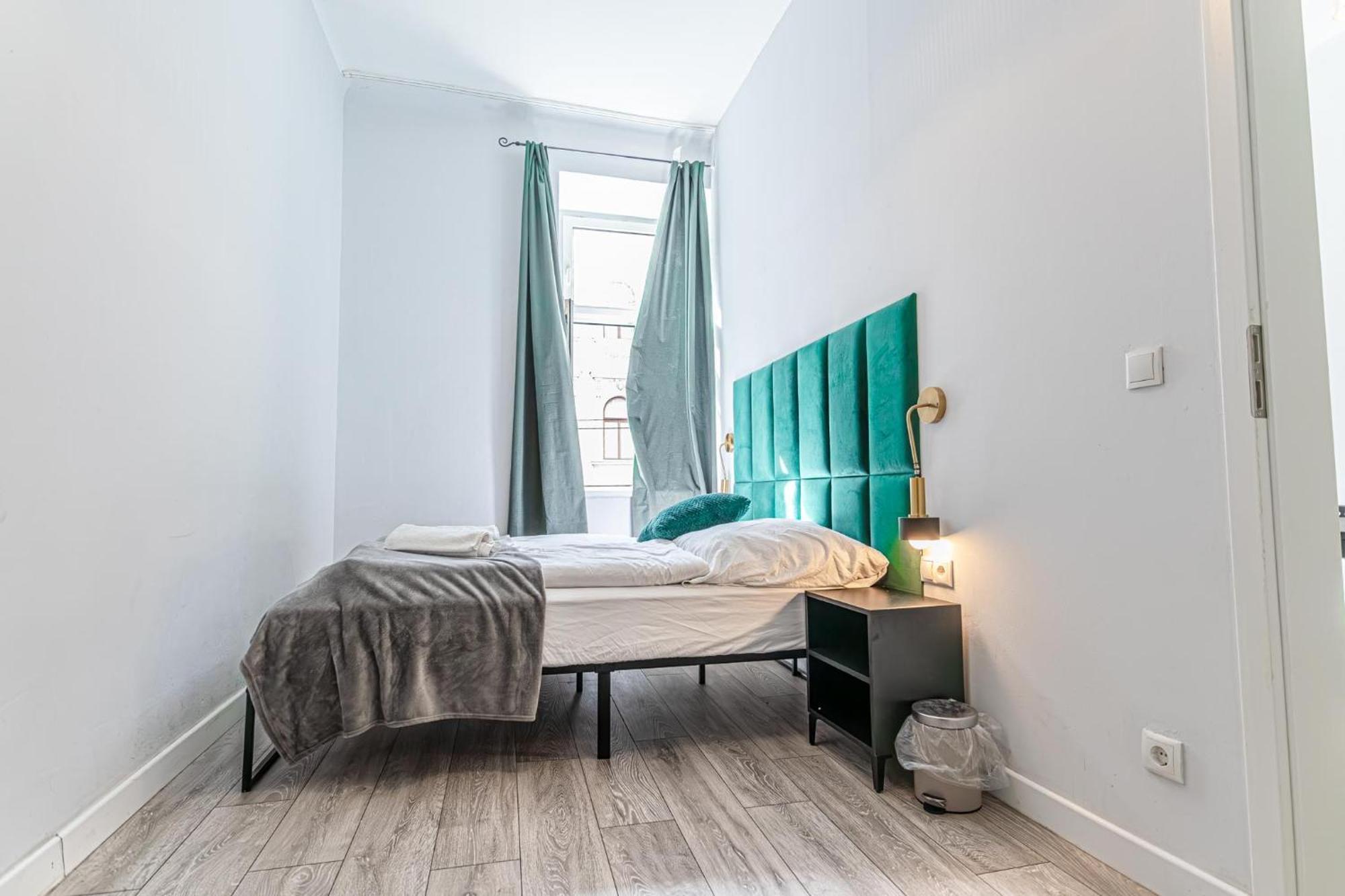 Budget-friendly 2br & 1lr, Delight